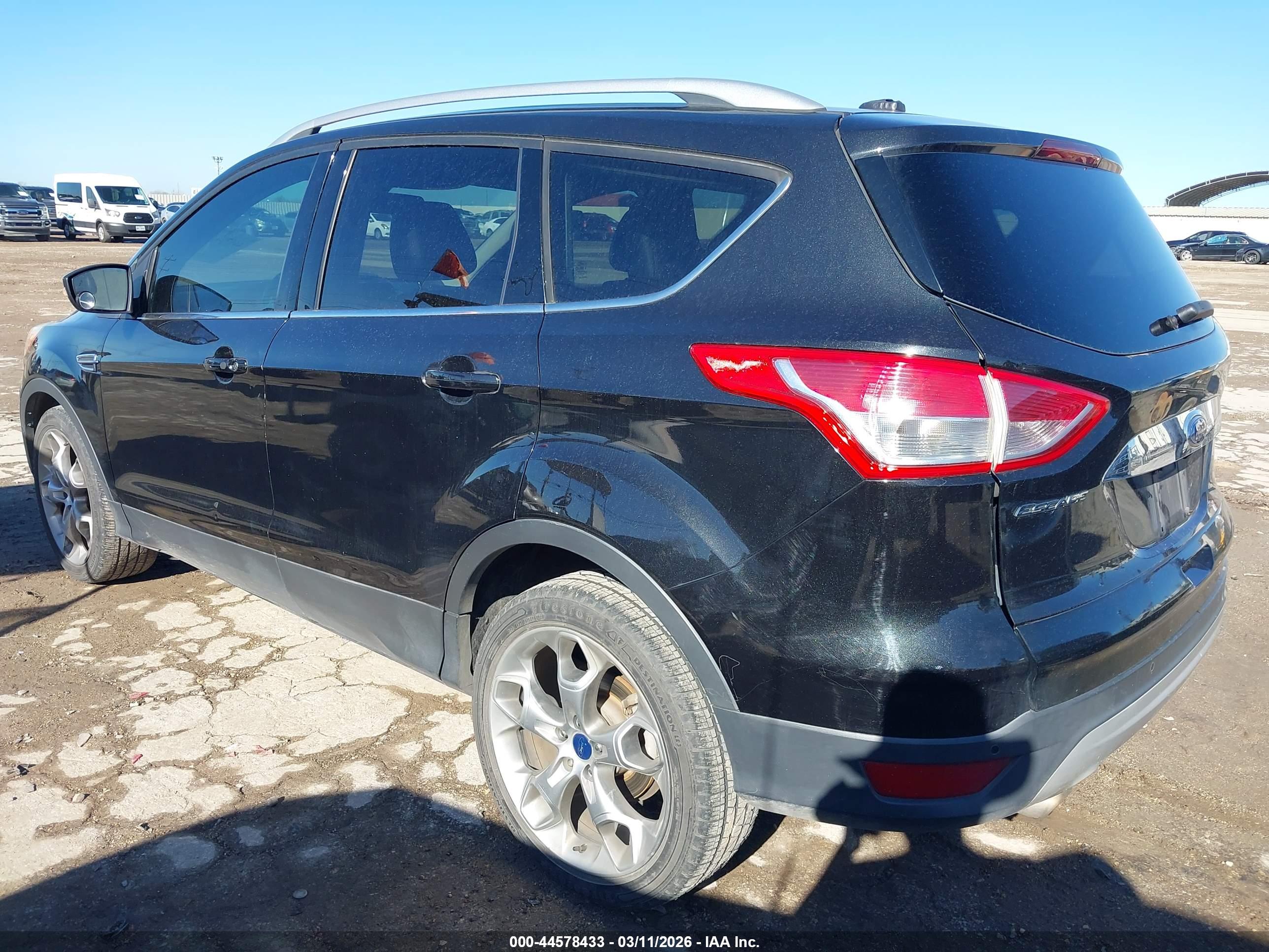 FORD ESCAPE image 3
