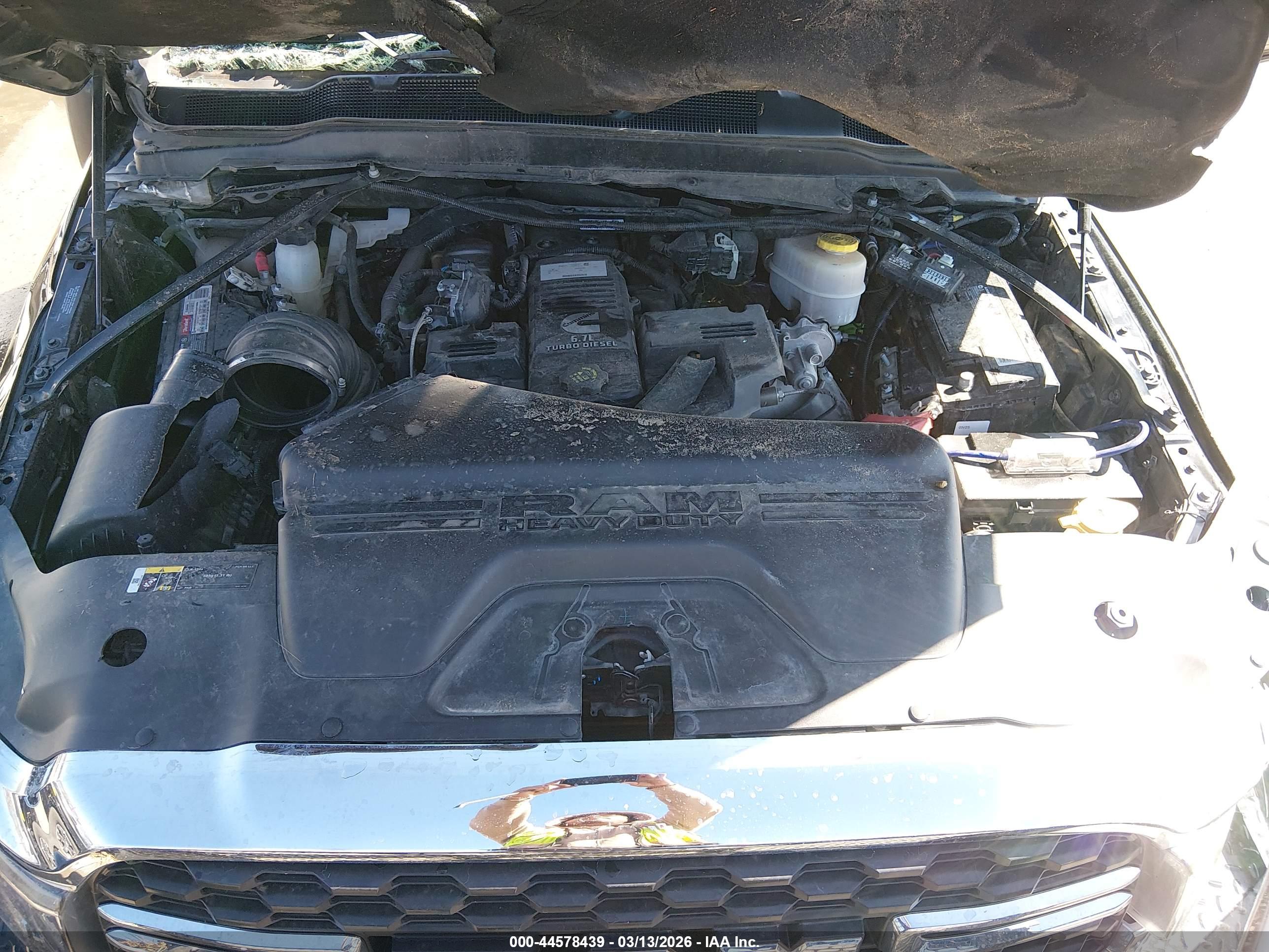 RAM 2500 image 10