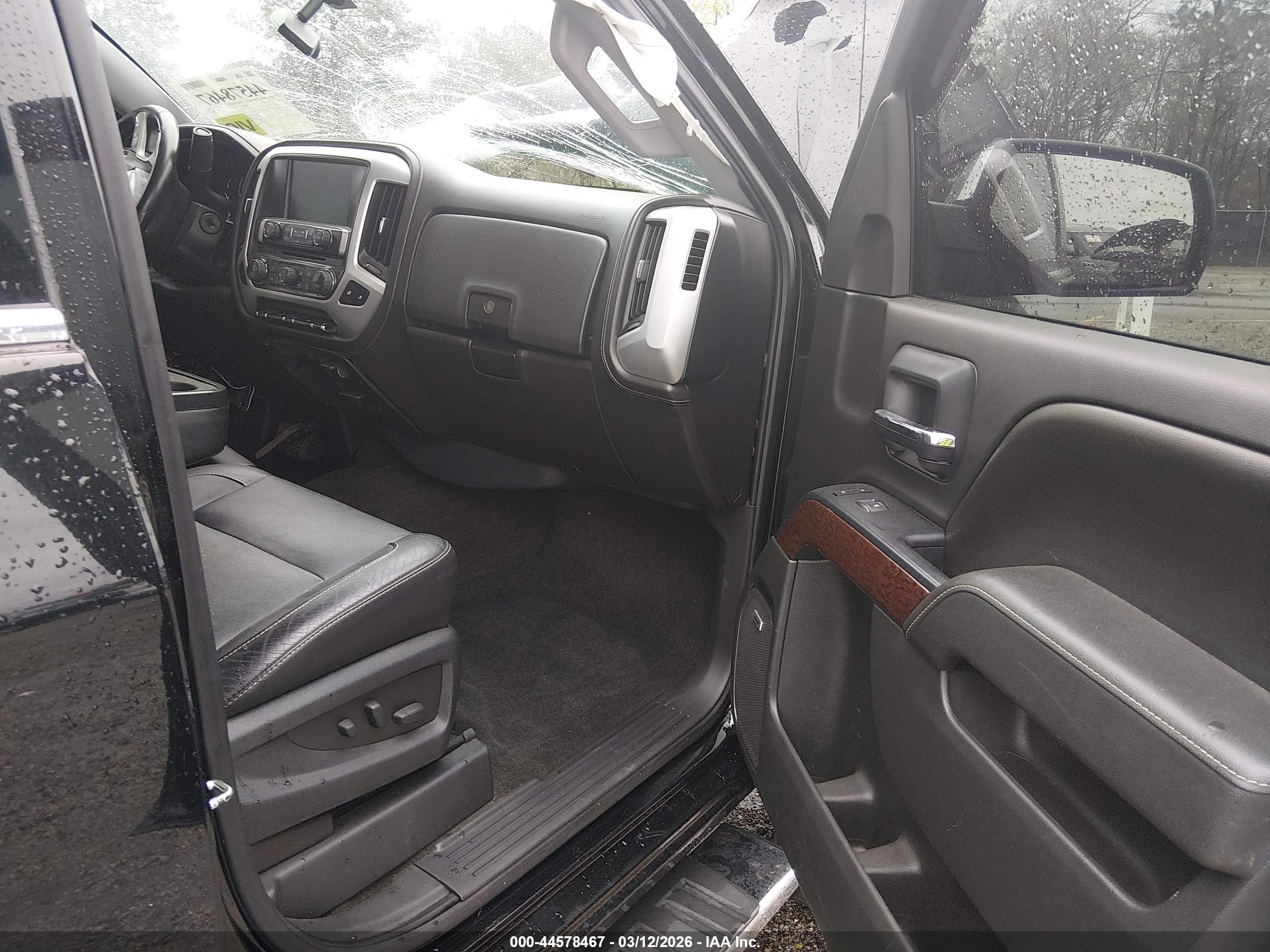GMC SIERRA image 5