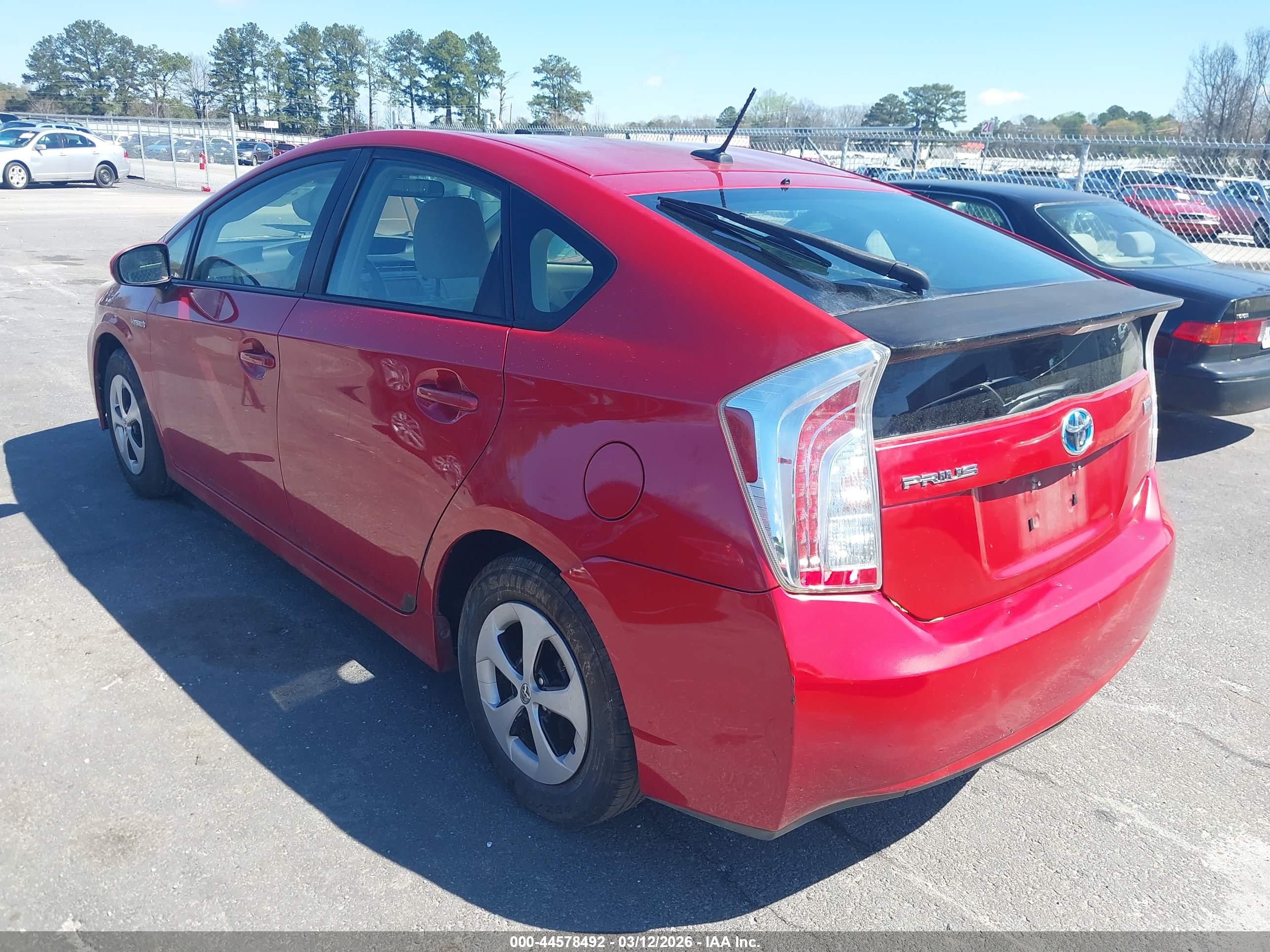 TOYOTA PRIUS image 3