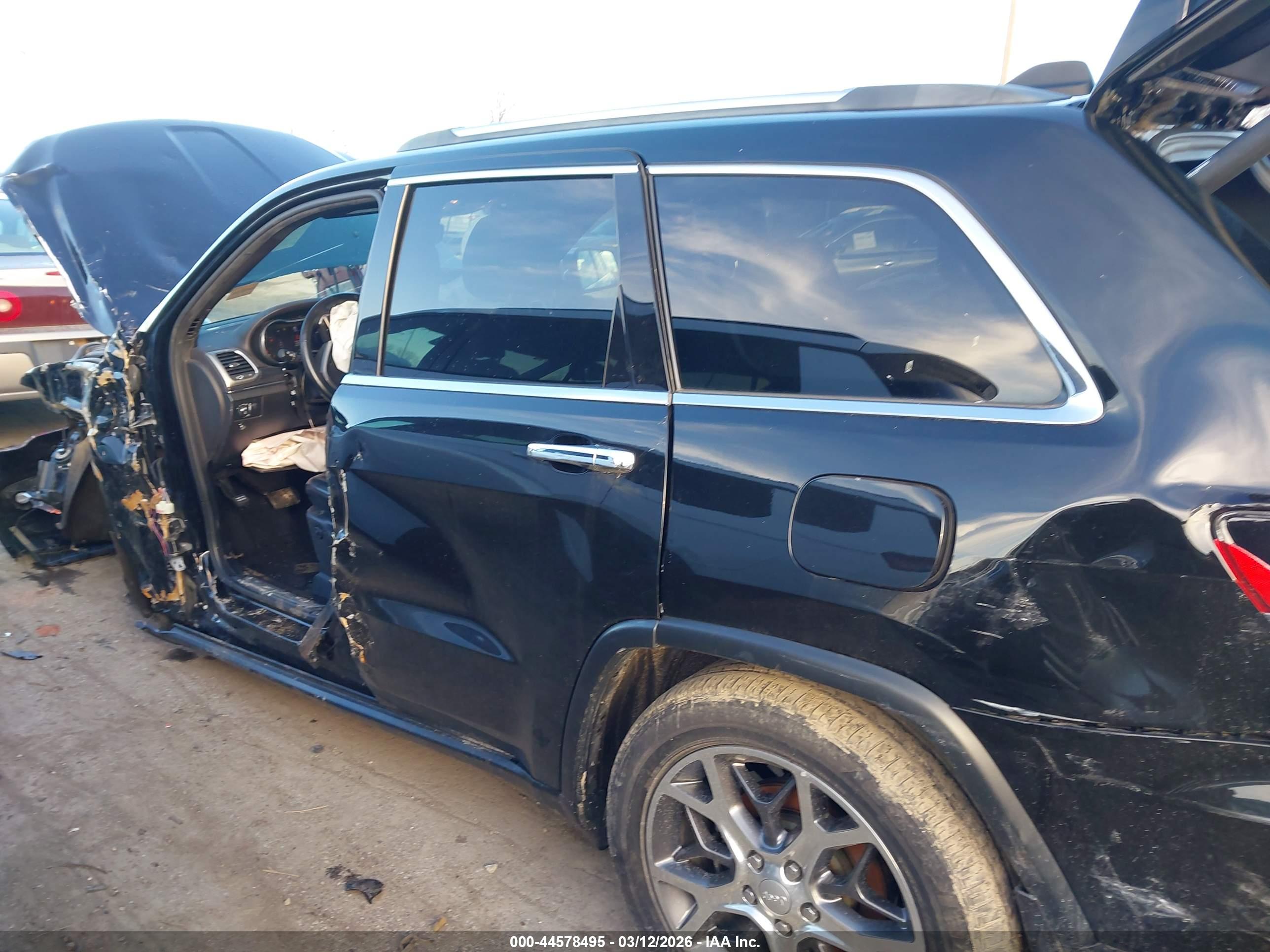 JEEP GRAND image 6