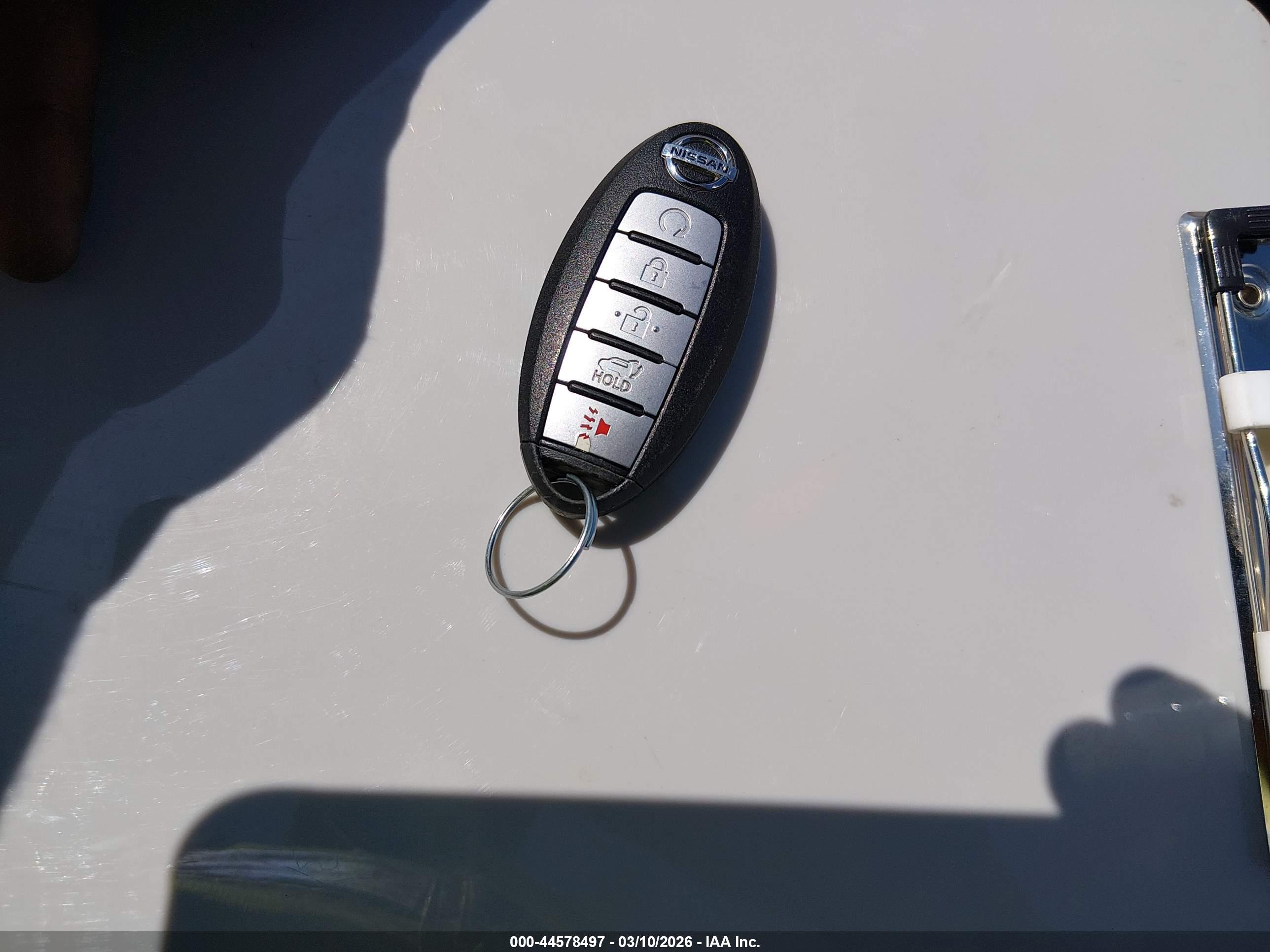 NISSAN ROGUE image 11