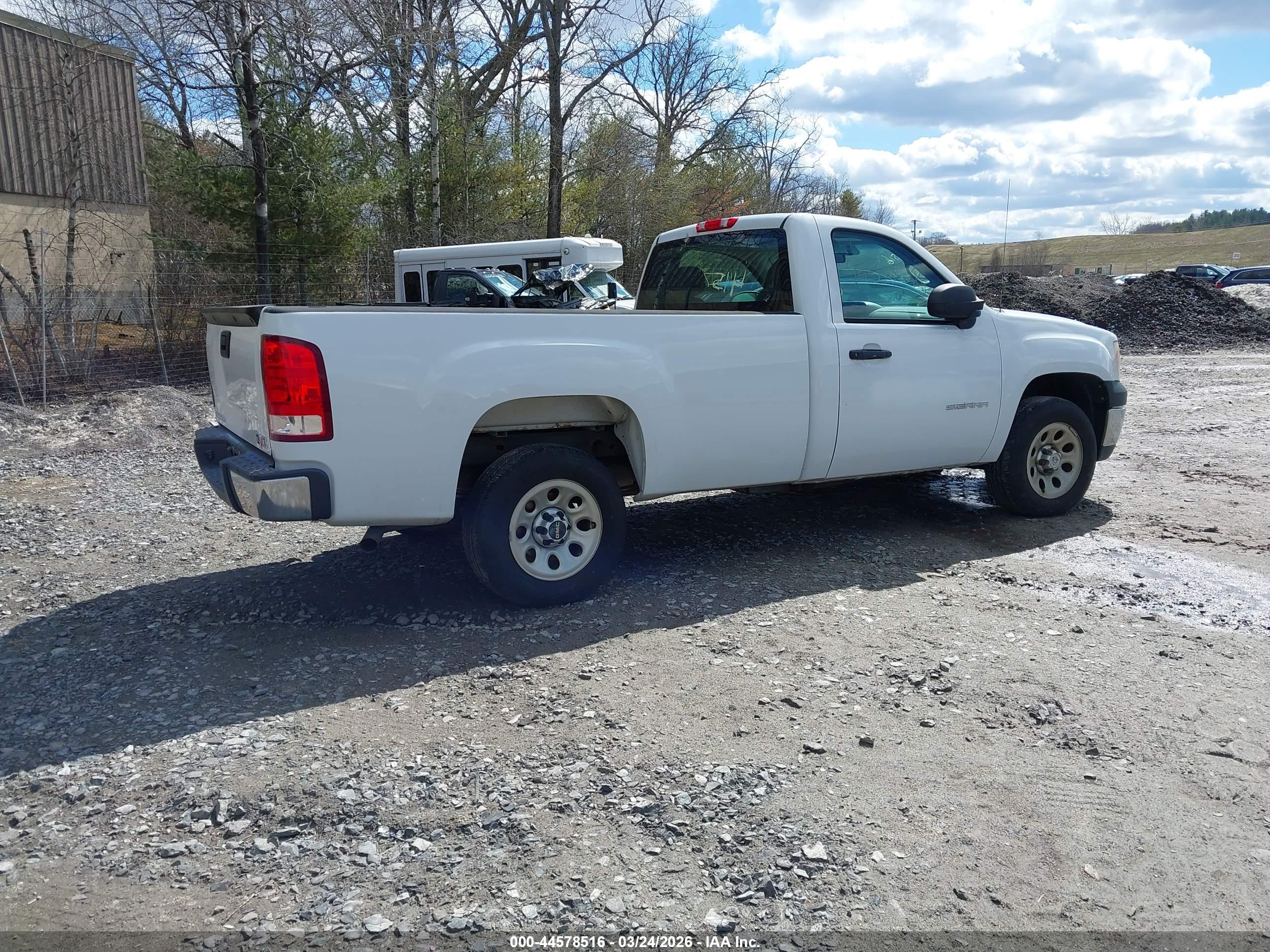 GMC SIERRA image 4