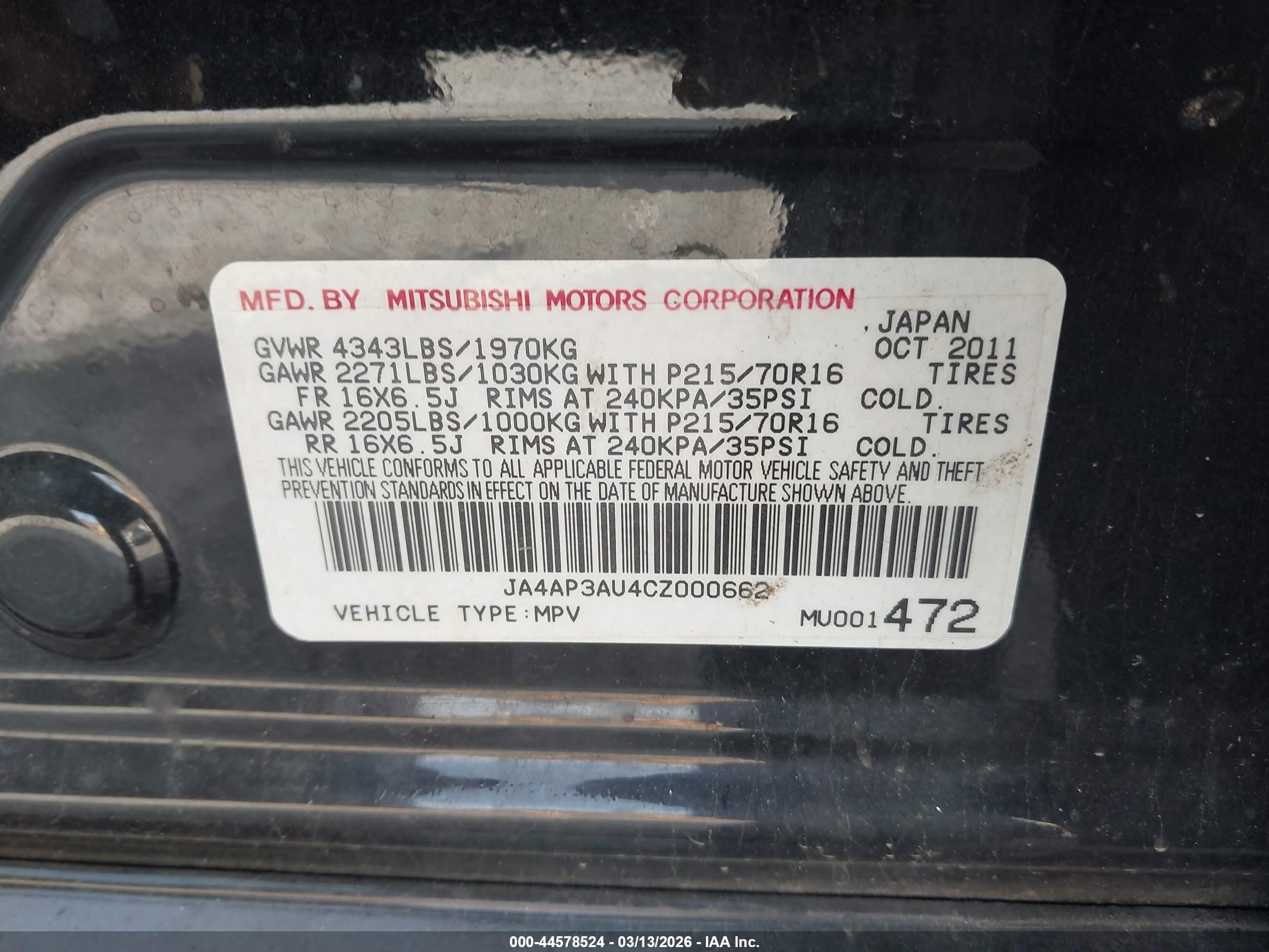 MITSUBISHI OUTLANDER image 9
