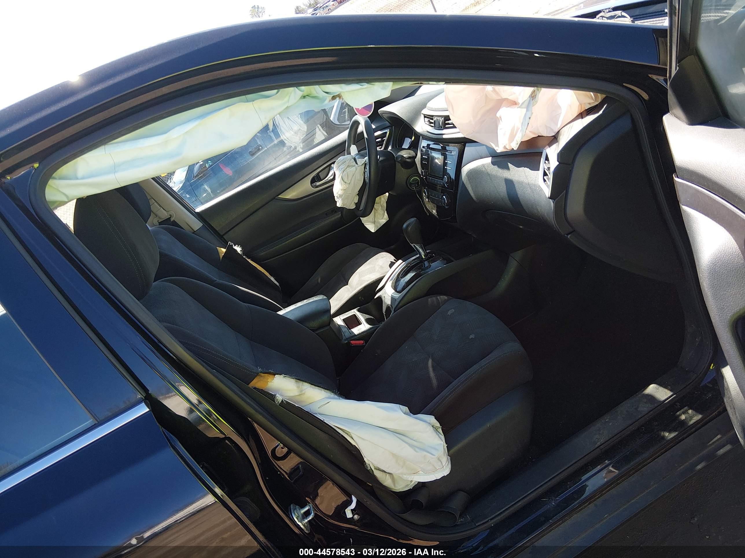 NISSAN ROGUE image 5