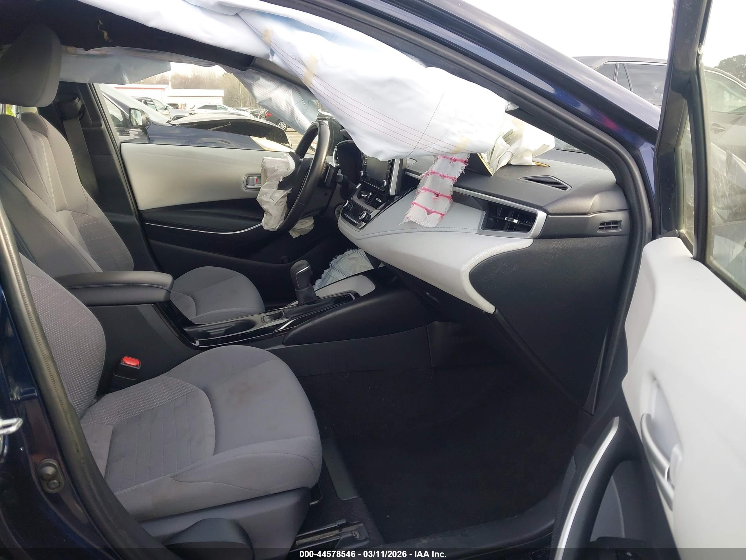 TOYOTA COROLLA image 5