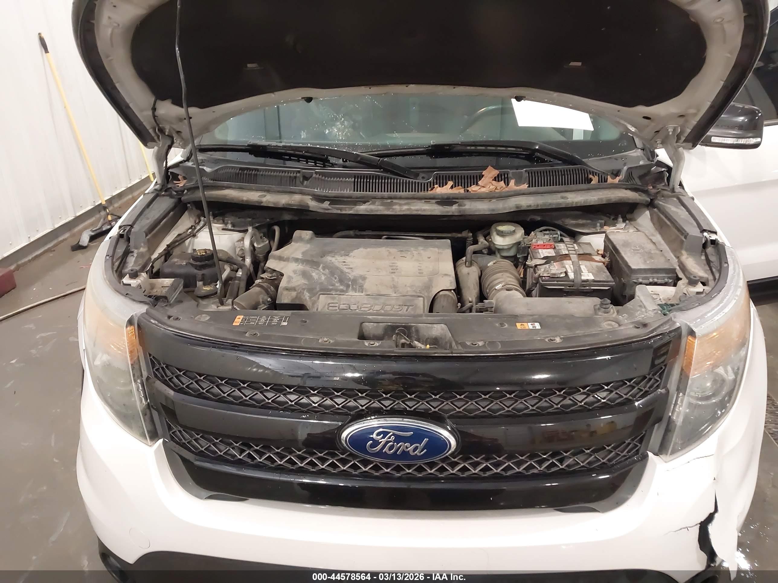 FORD EXPLORER image 10