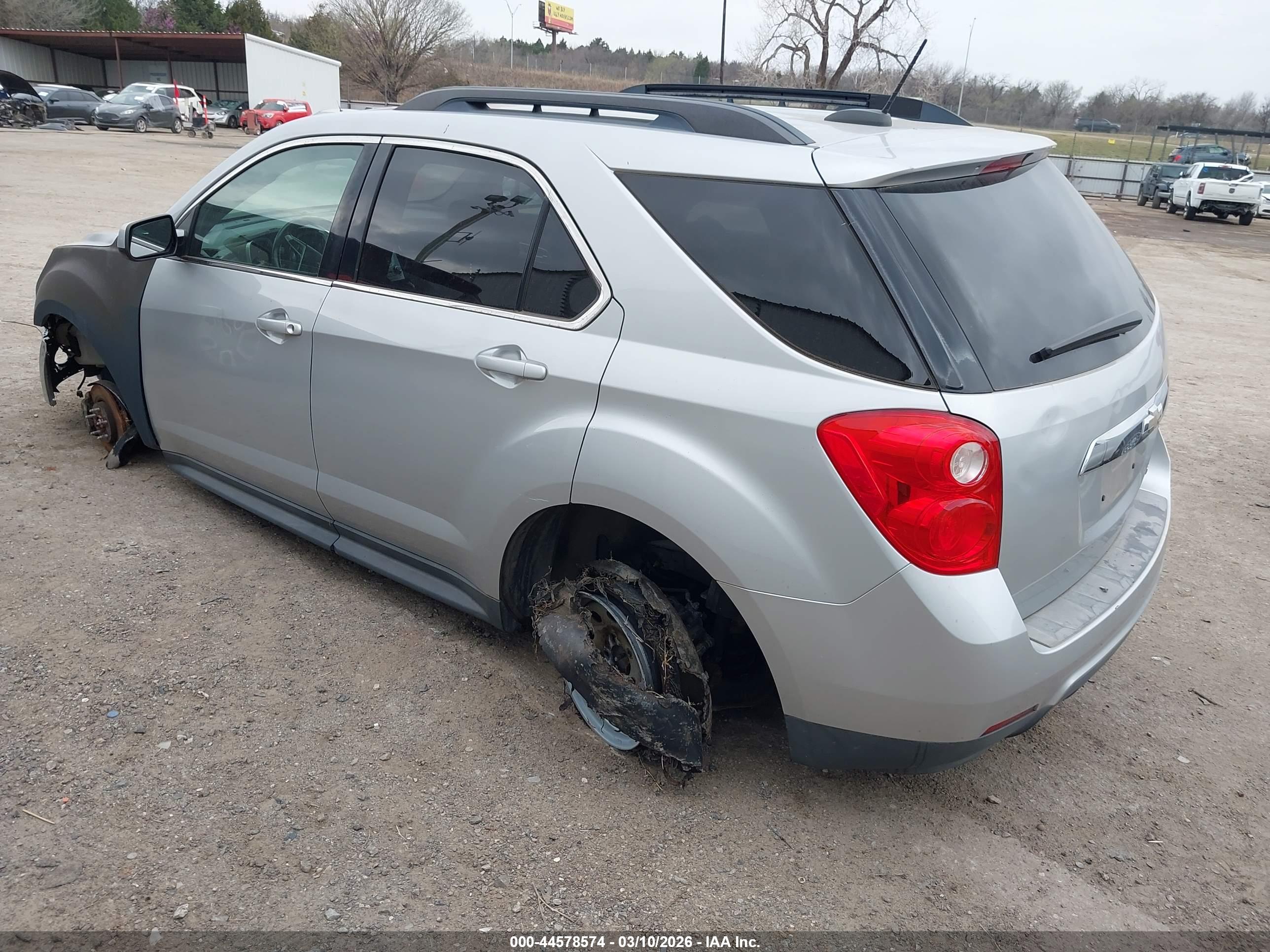 CHEVROLET EQUINOX image 3