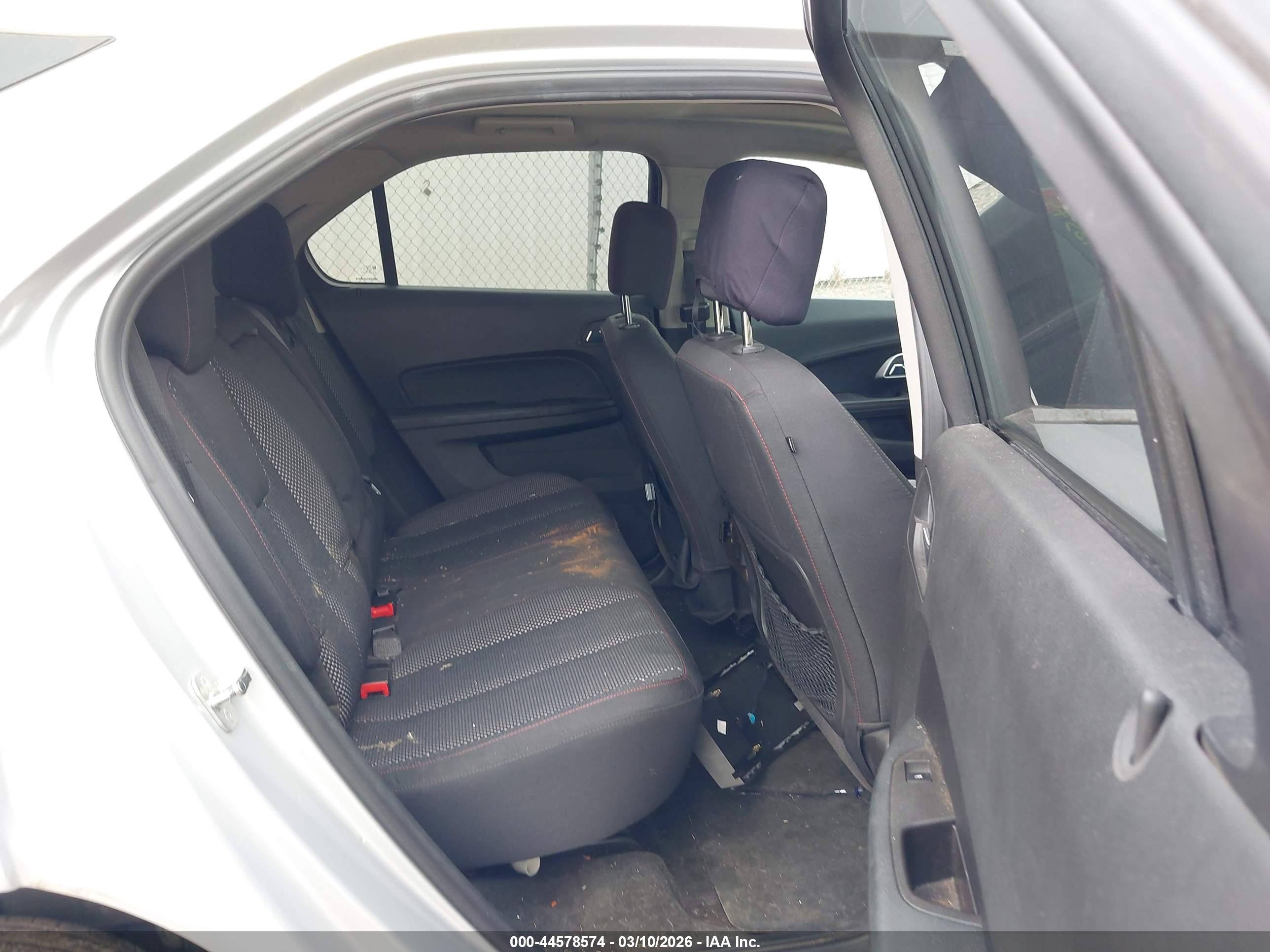 CHEVROLET EQUINOX image 8