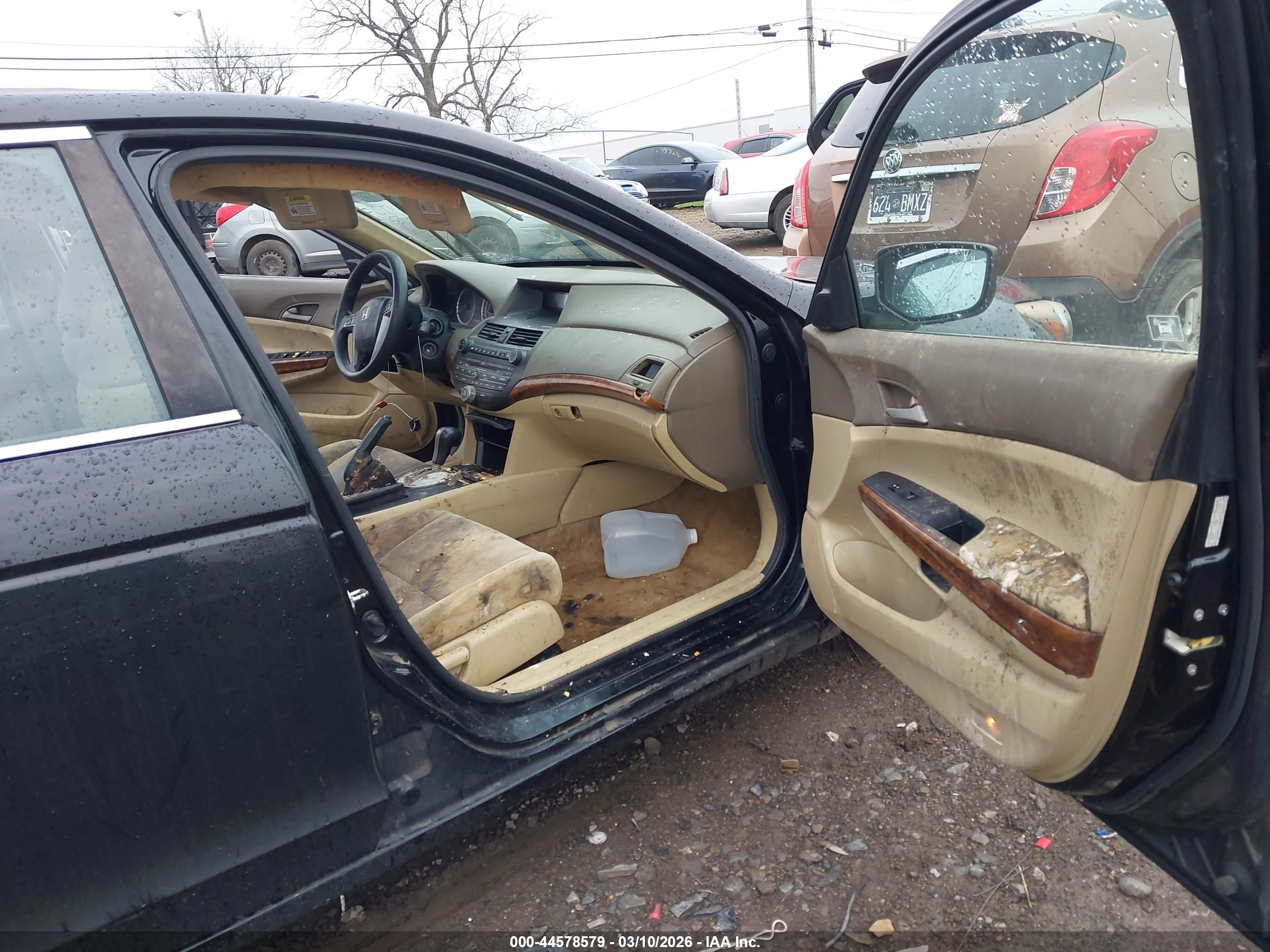 HONDA ACCORD image 5