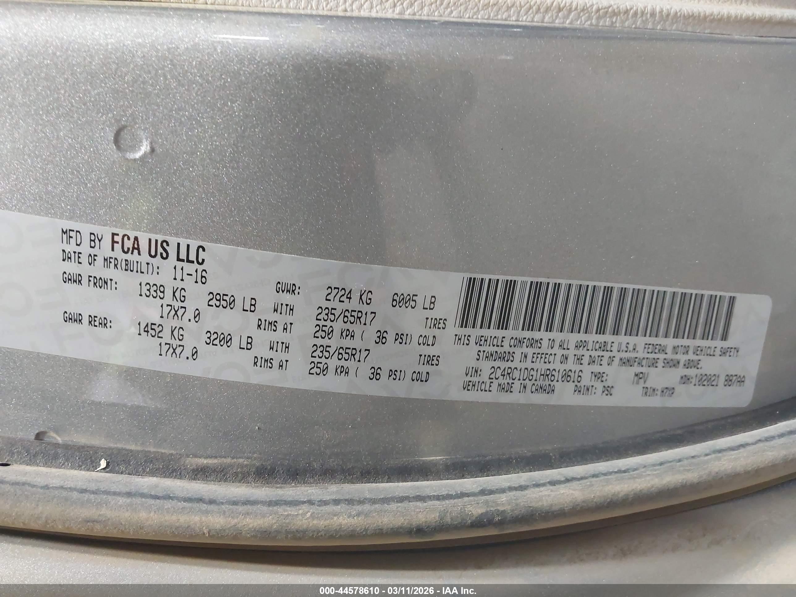 CHRYSLER PACIFICA image 9