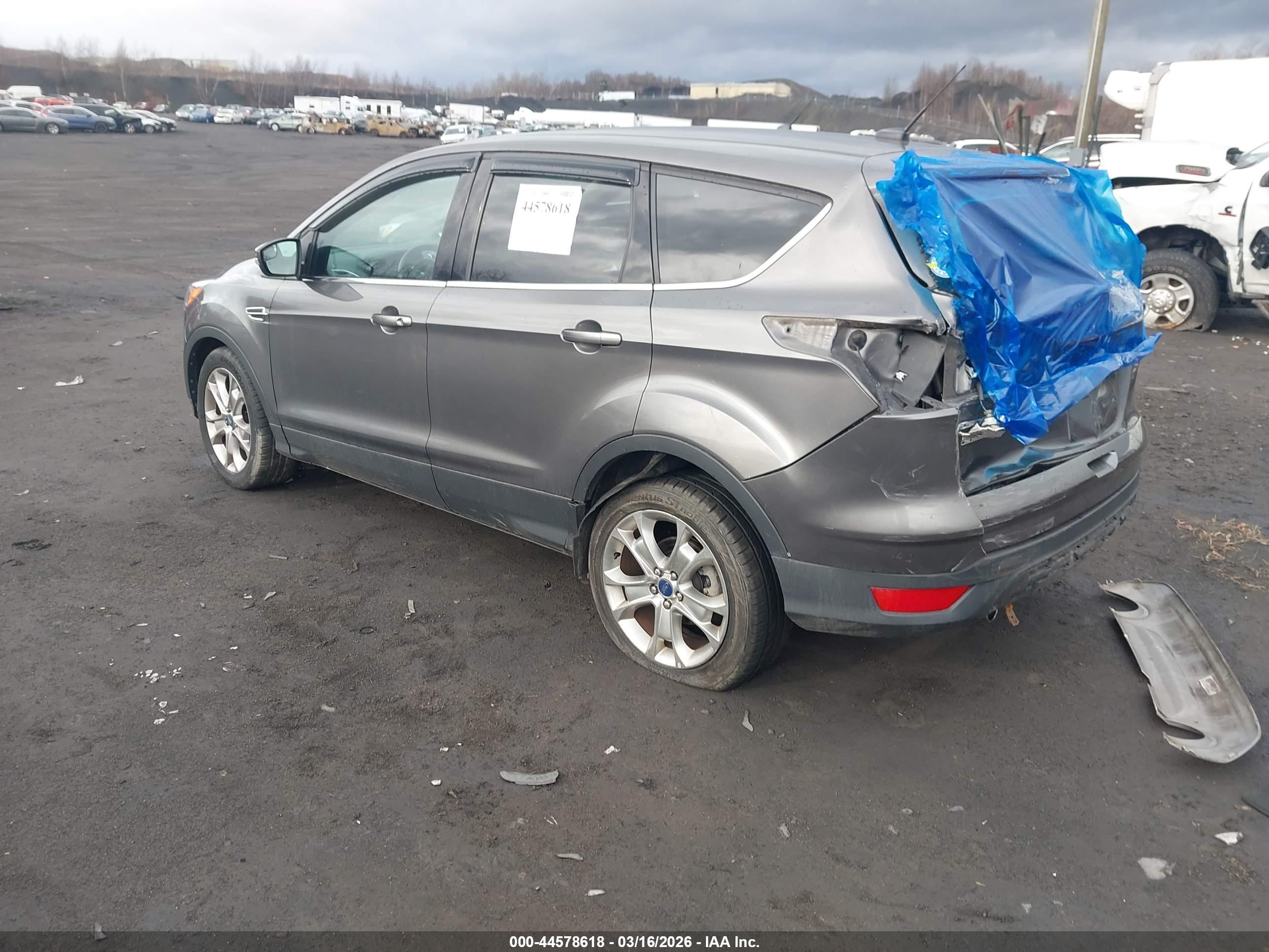 FORD ESCAPE image 3