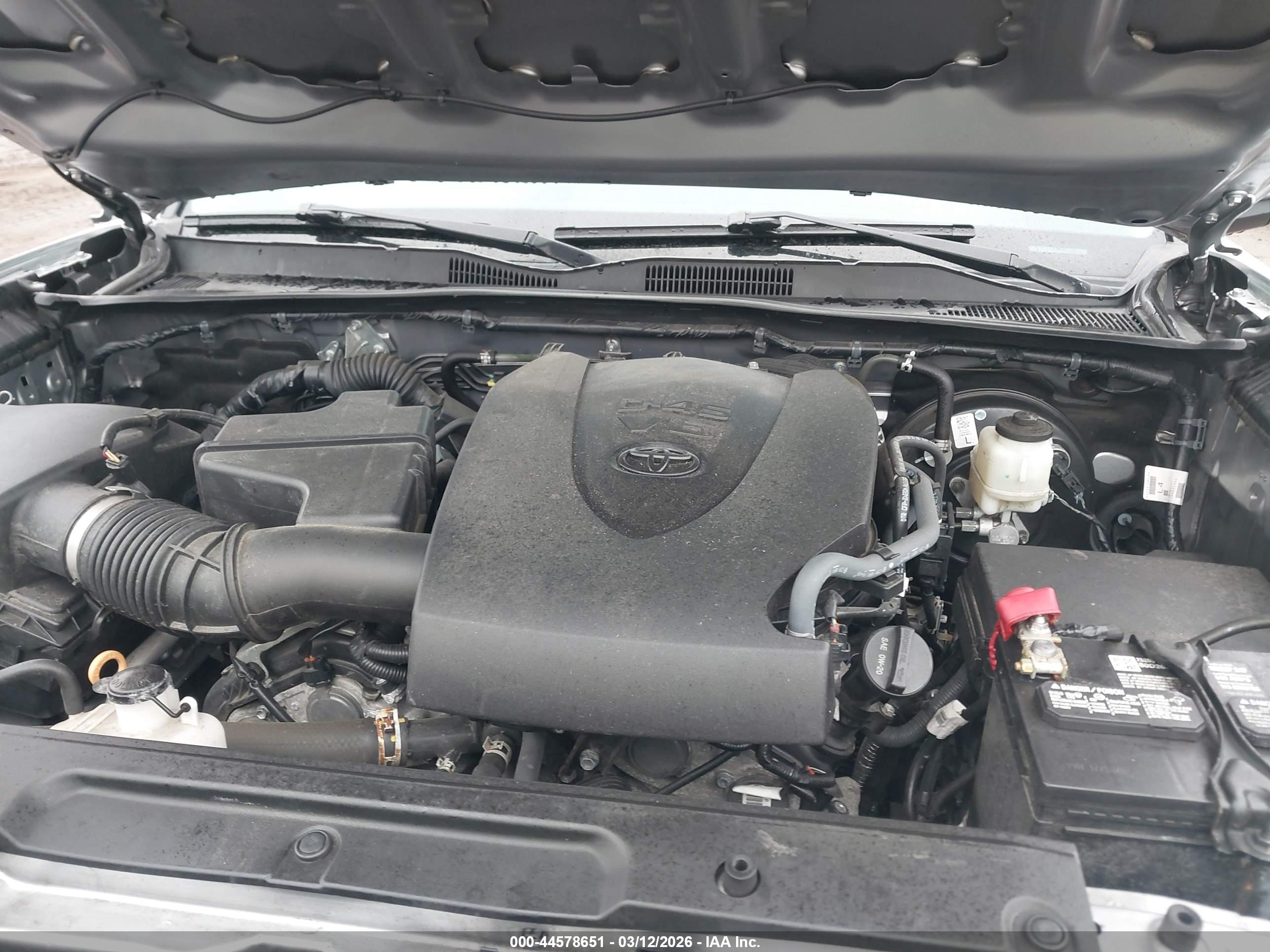 TOYOTA TACOMA image 10