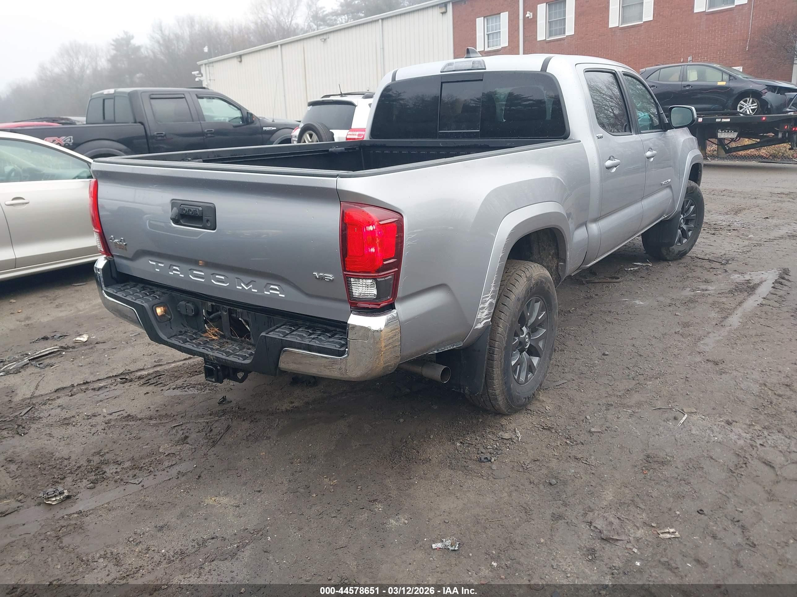 TOYOTA TACOMA image 4