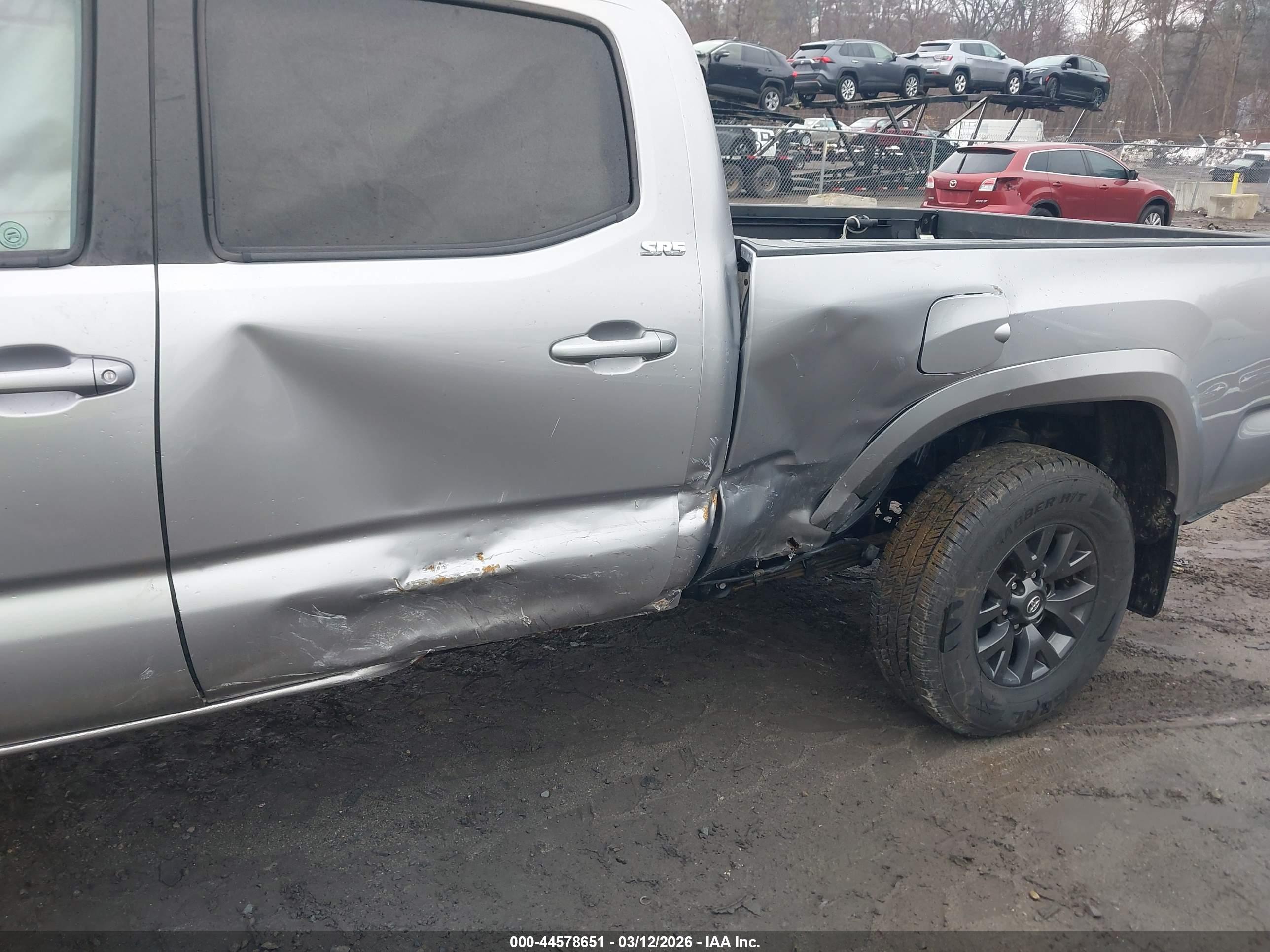 TOYOTA TACOMA image 6