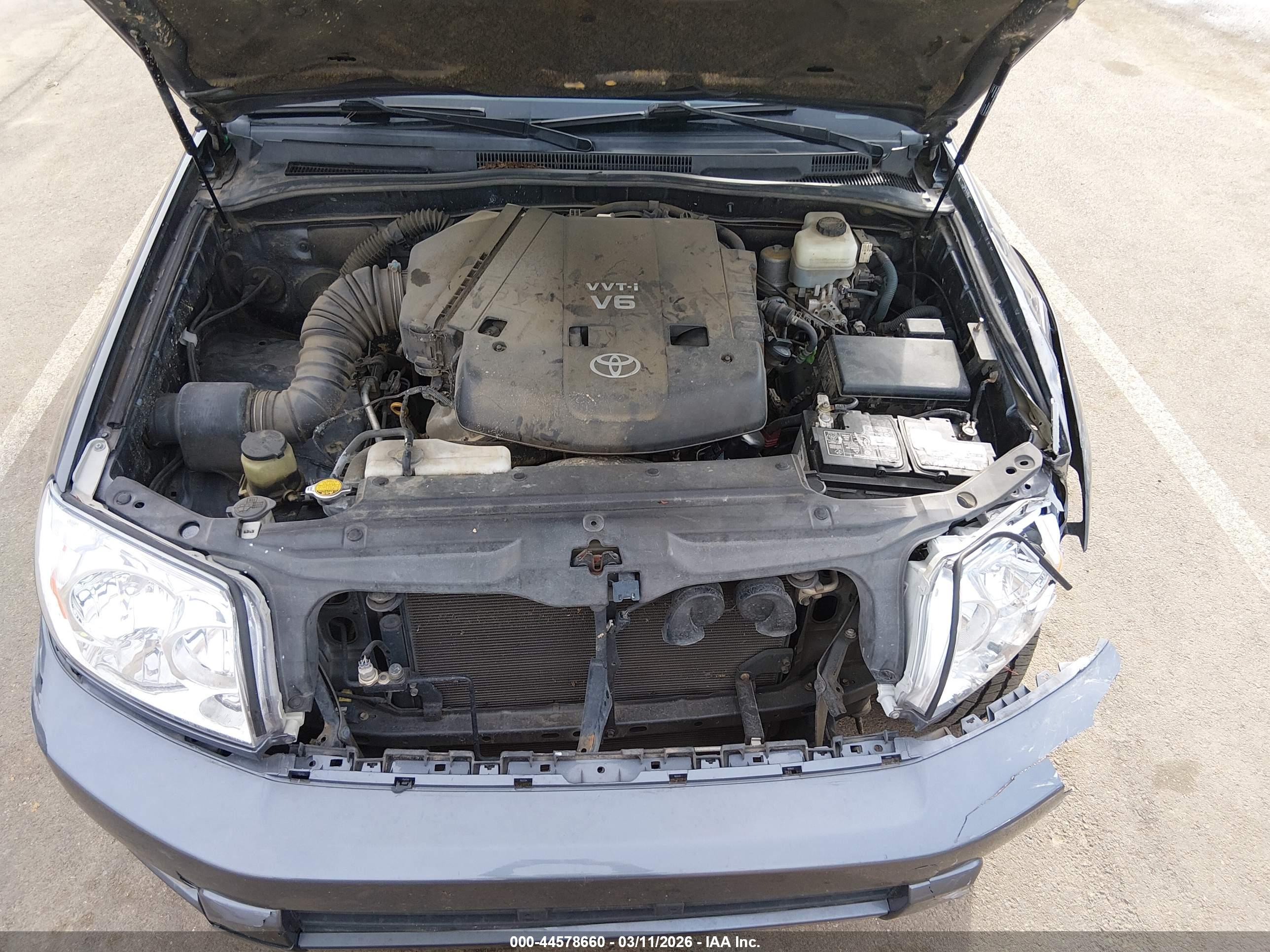 TOYOTA 4RUNNER image 10