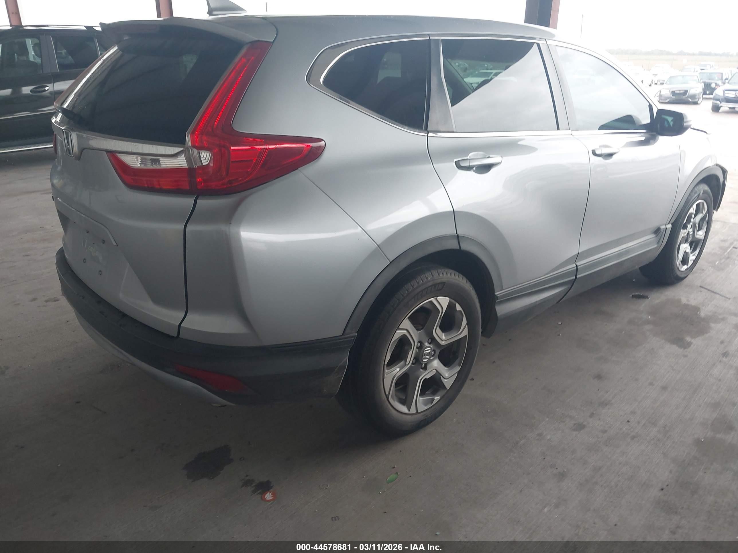 HONDA CR-V image 4
