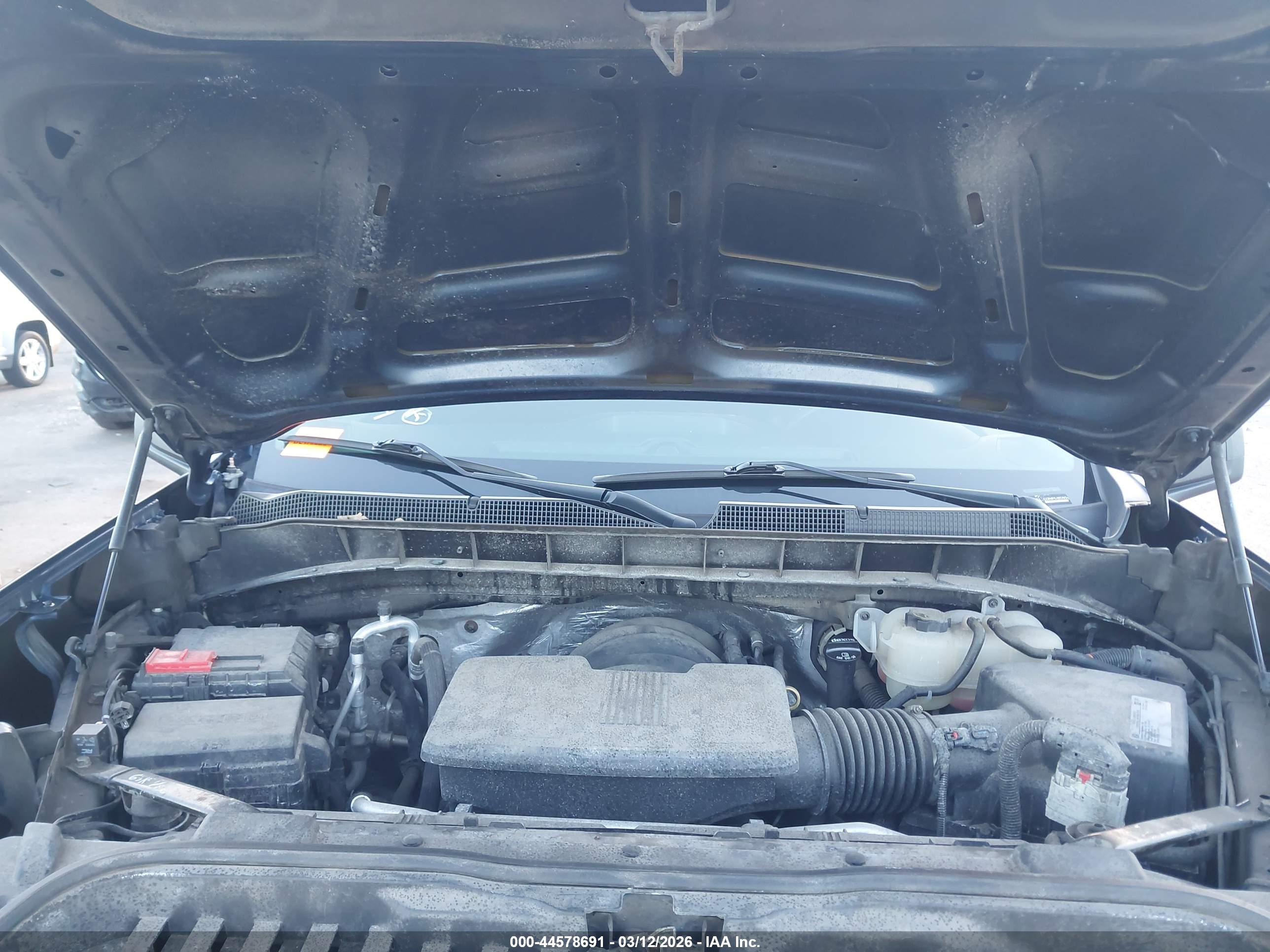 CHEVROLET SILVERADO image 10