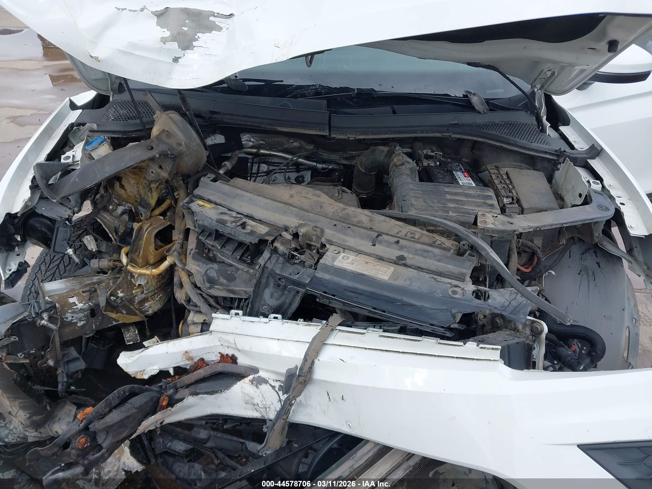 VOLKSWAGEN TIGUAN image 10