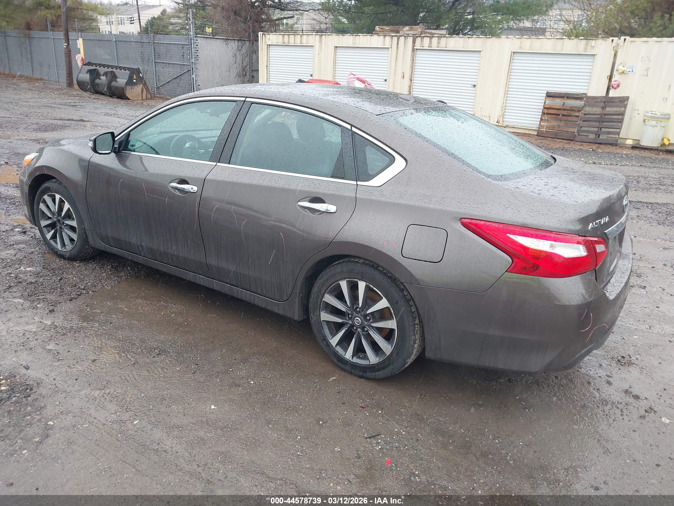 NISSAN ALTIMA image 3