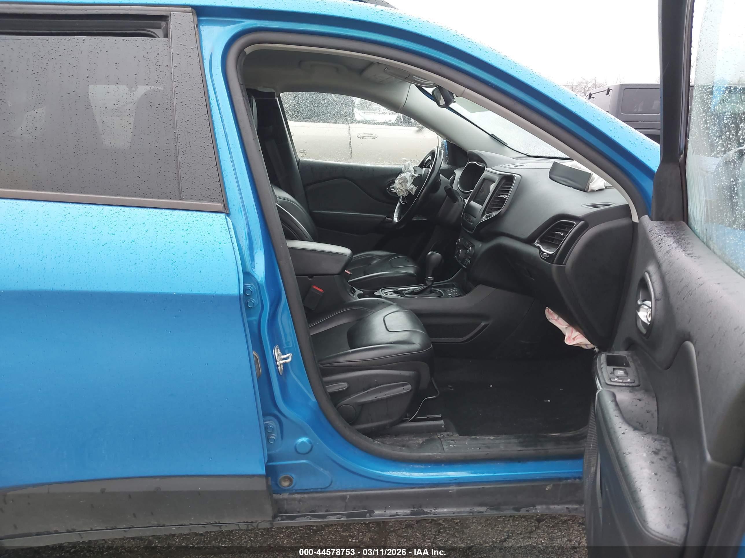 JEEP CHEROKEE image 5