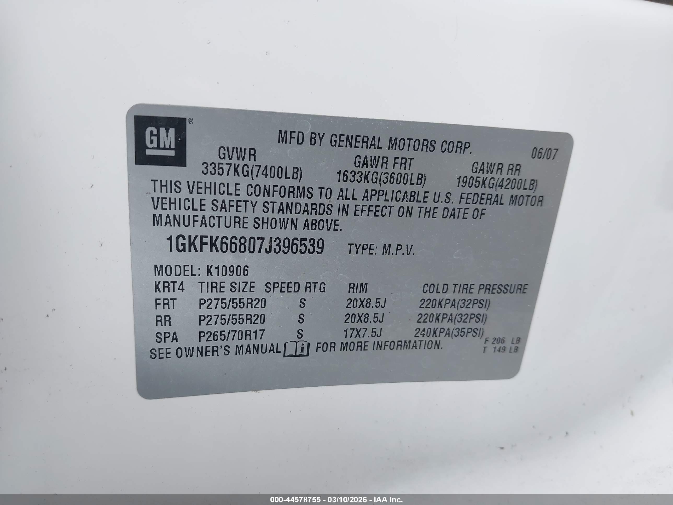 GMC YUKON image 9