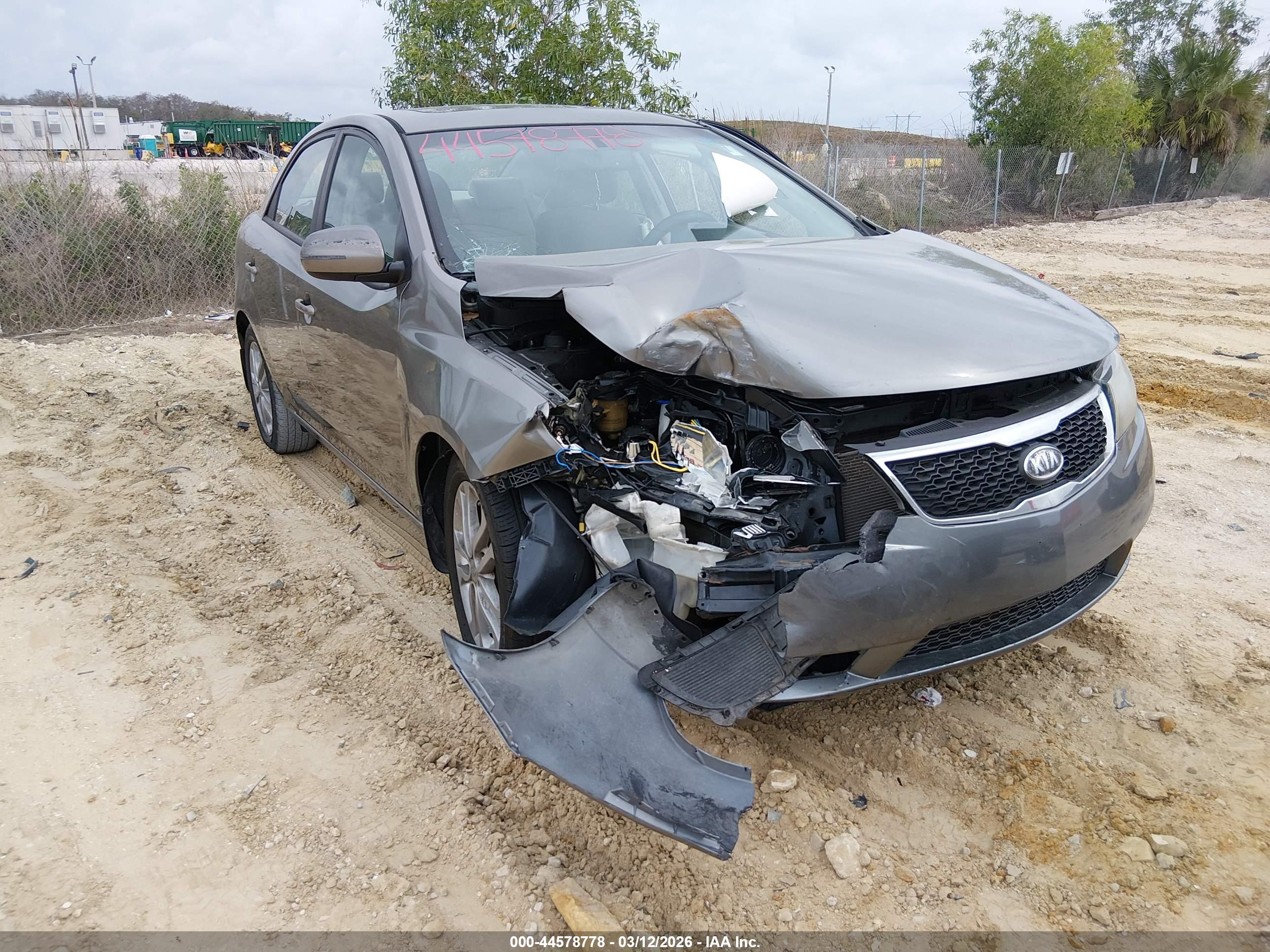 KIA FORTE image 6