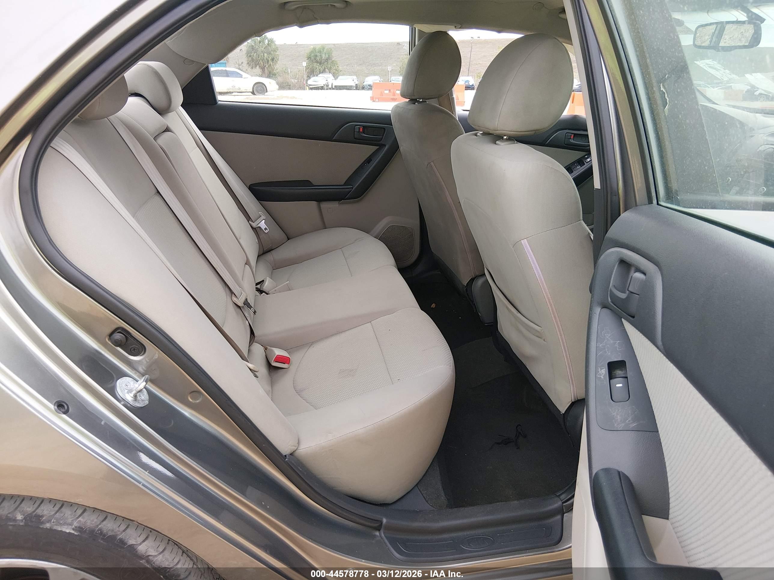 KIA FORTE image 8