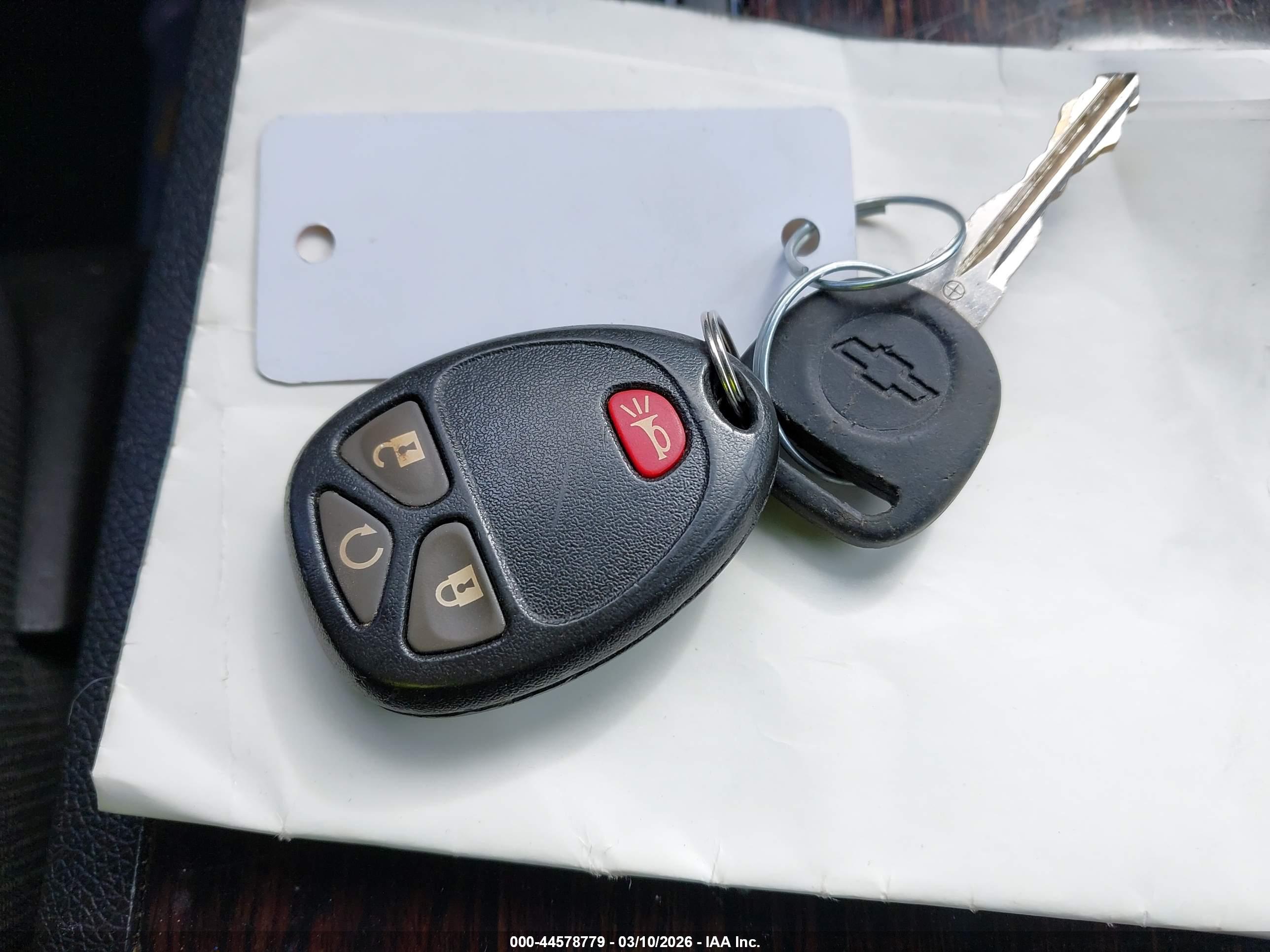 CHEVROLET TRAVERSE image 11