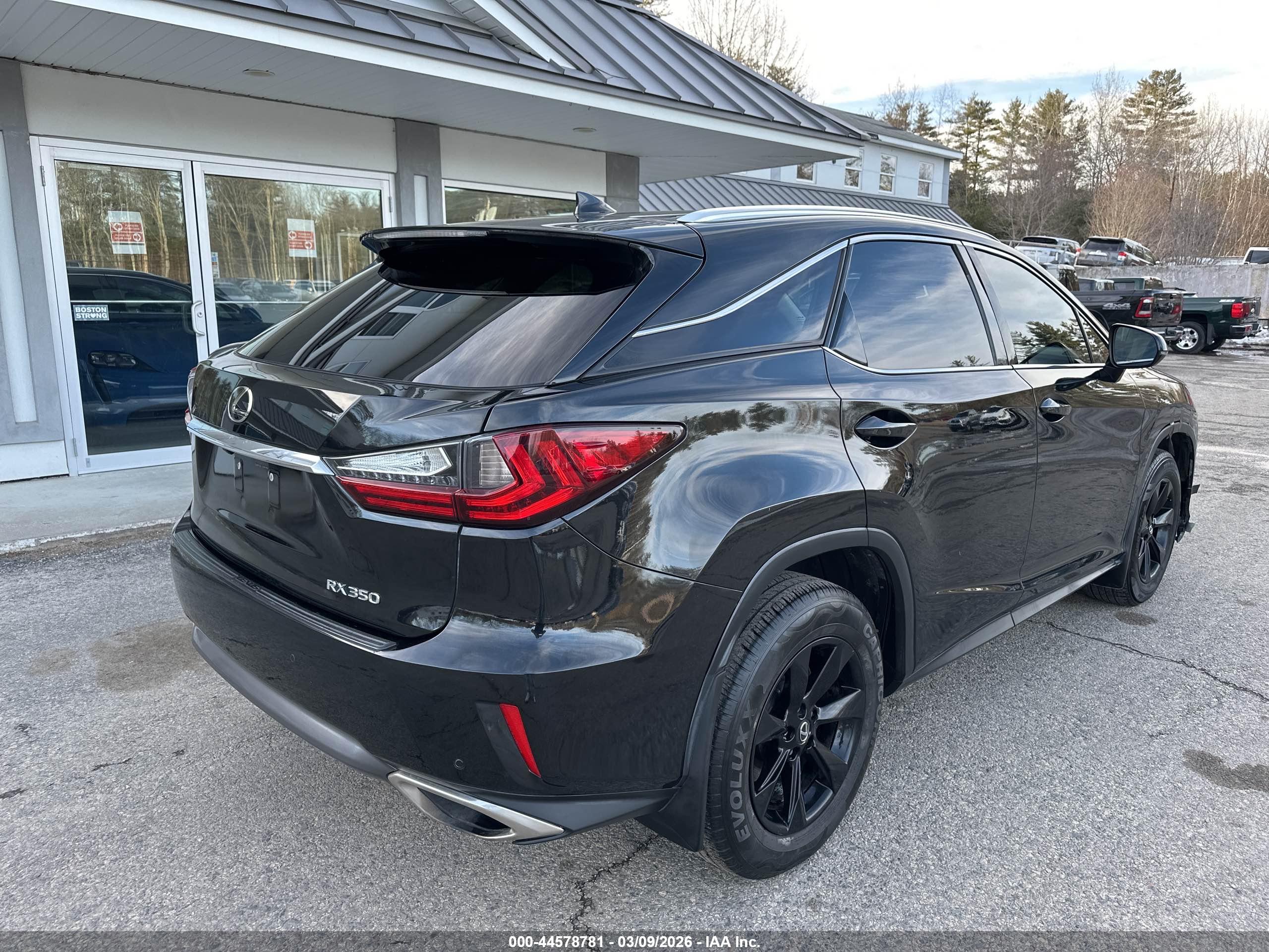 LEXUS RX image 4