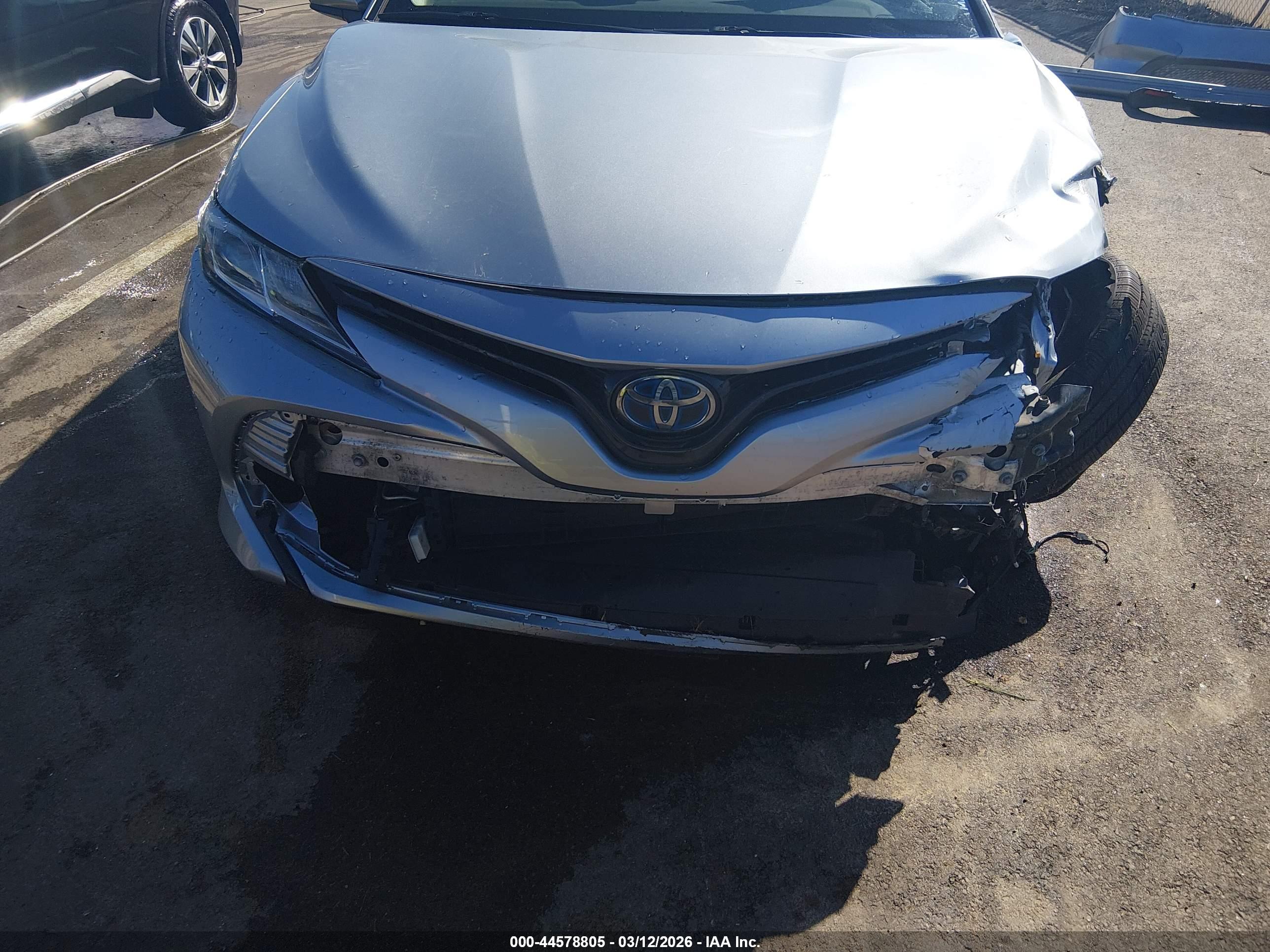 TOYOTA CAMRY image 6
