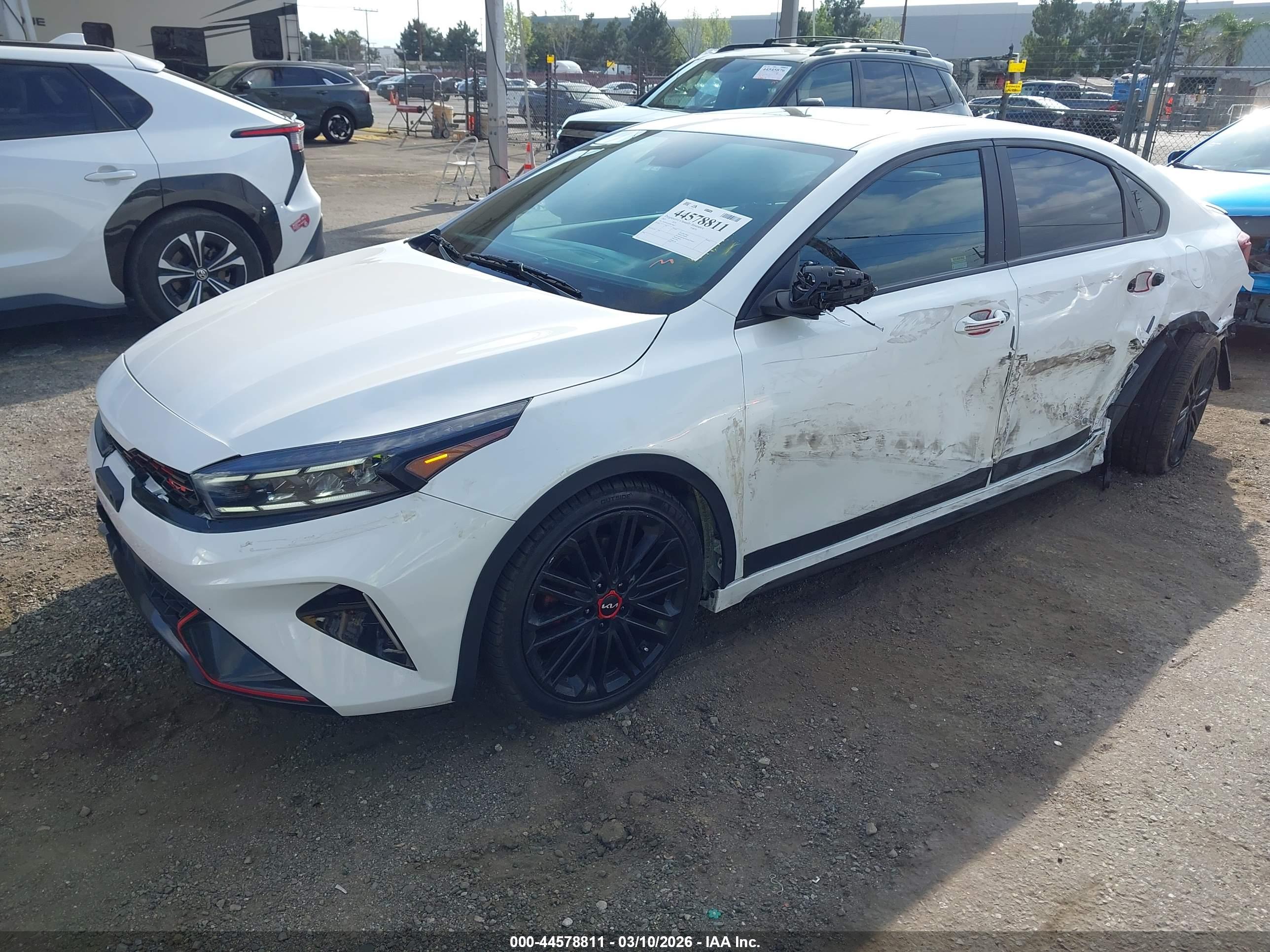 KIA FORTE image 2