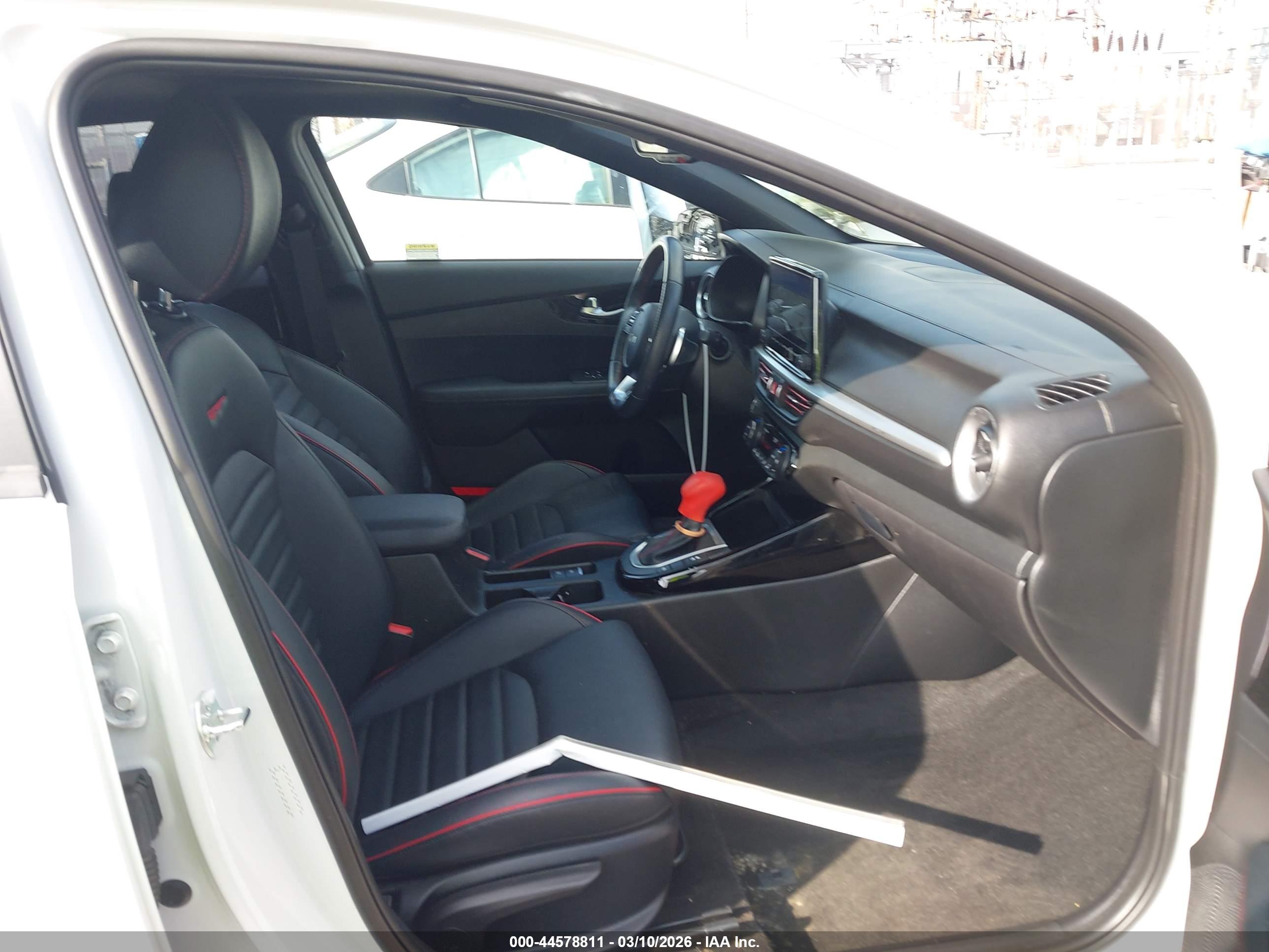 KIA FORTE image 5