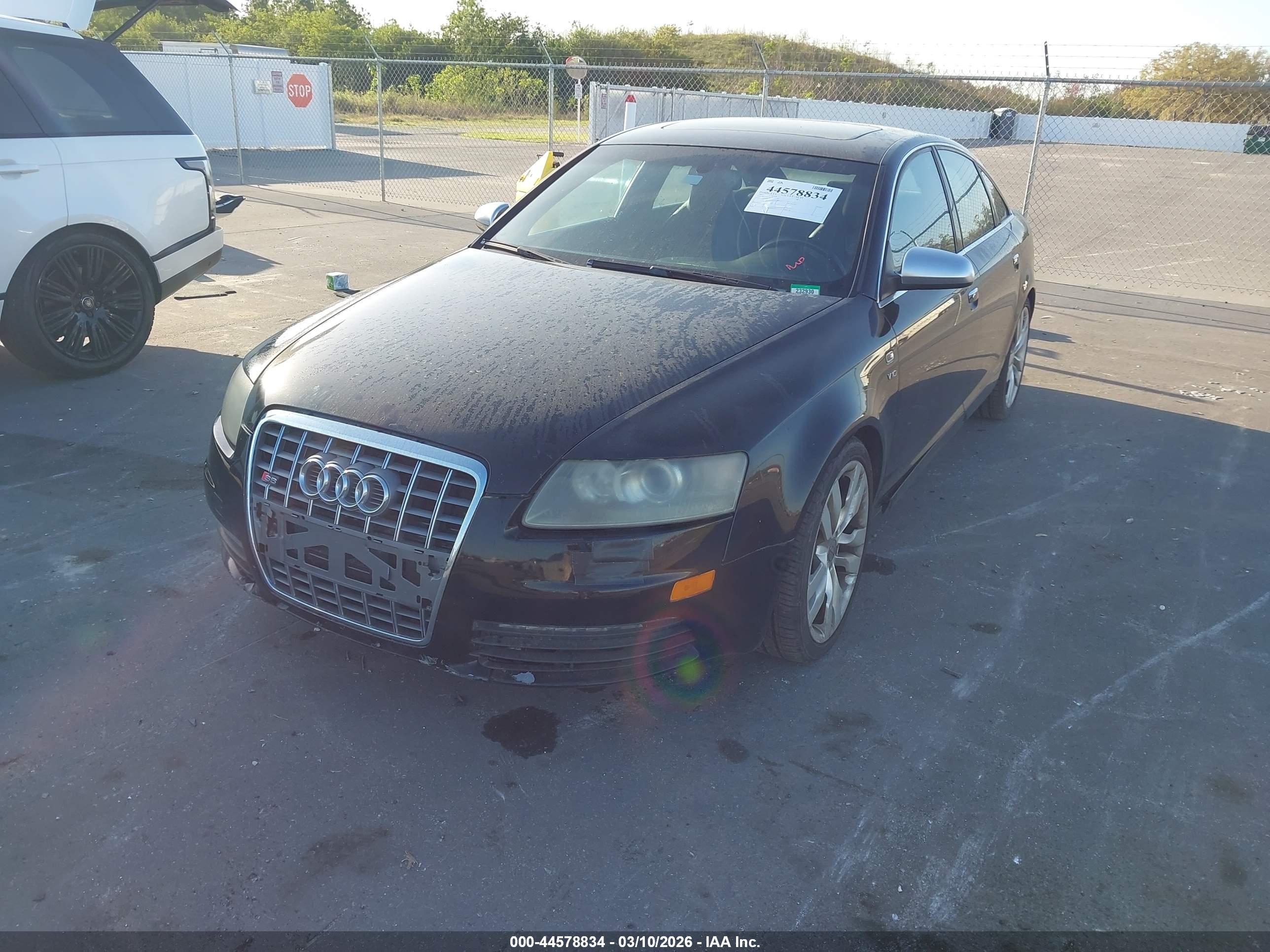 AUDI S6 image 2