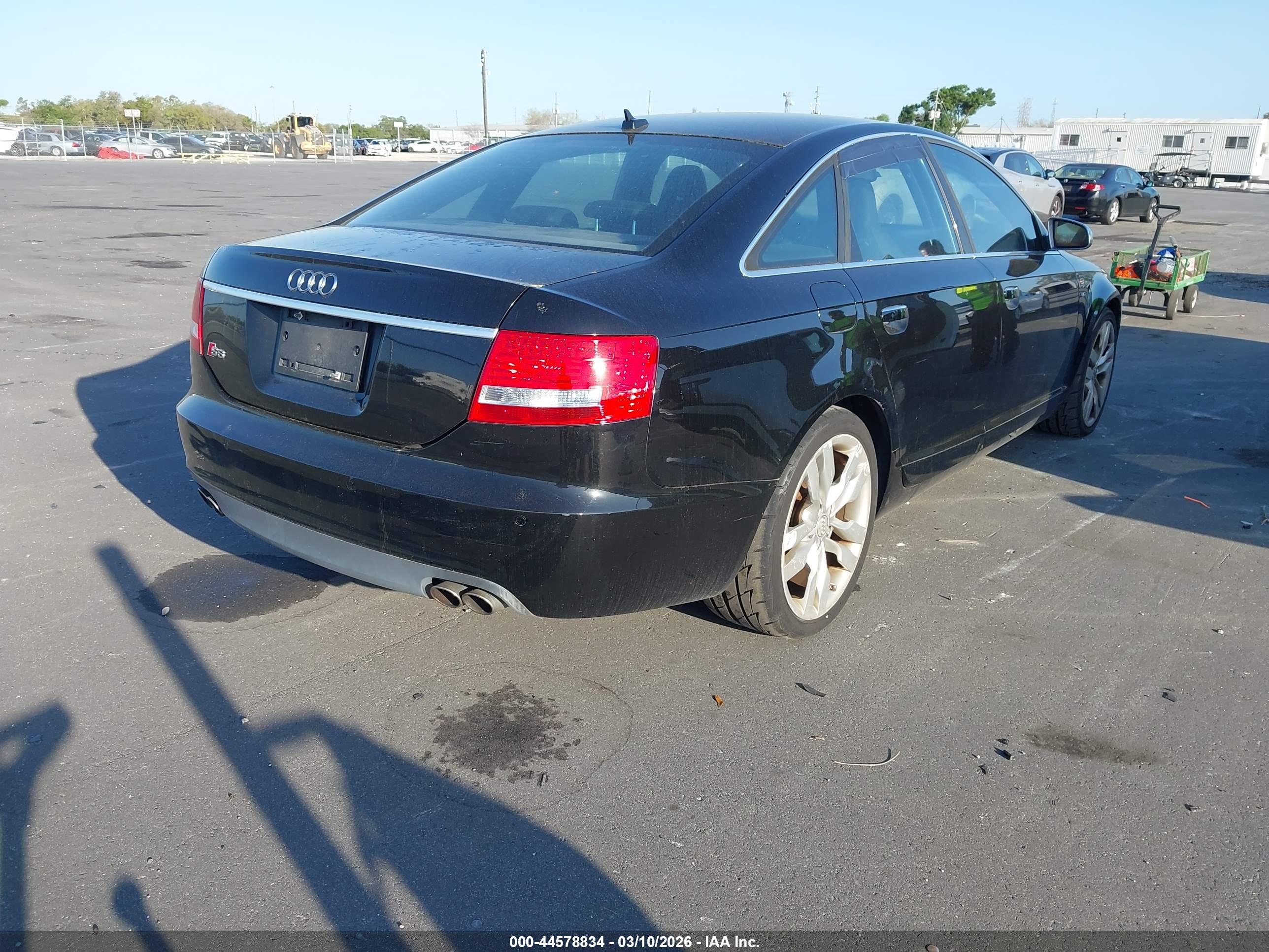 AUDI S6 image 4