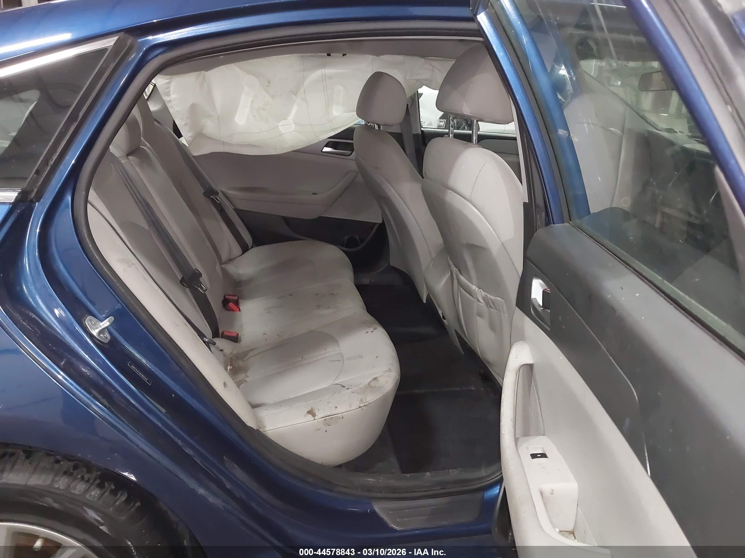 HYUNDAI SONATA image 8