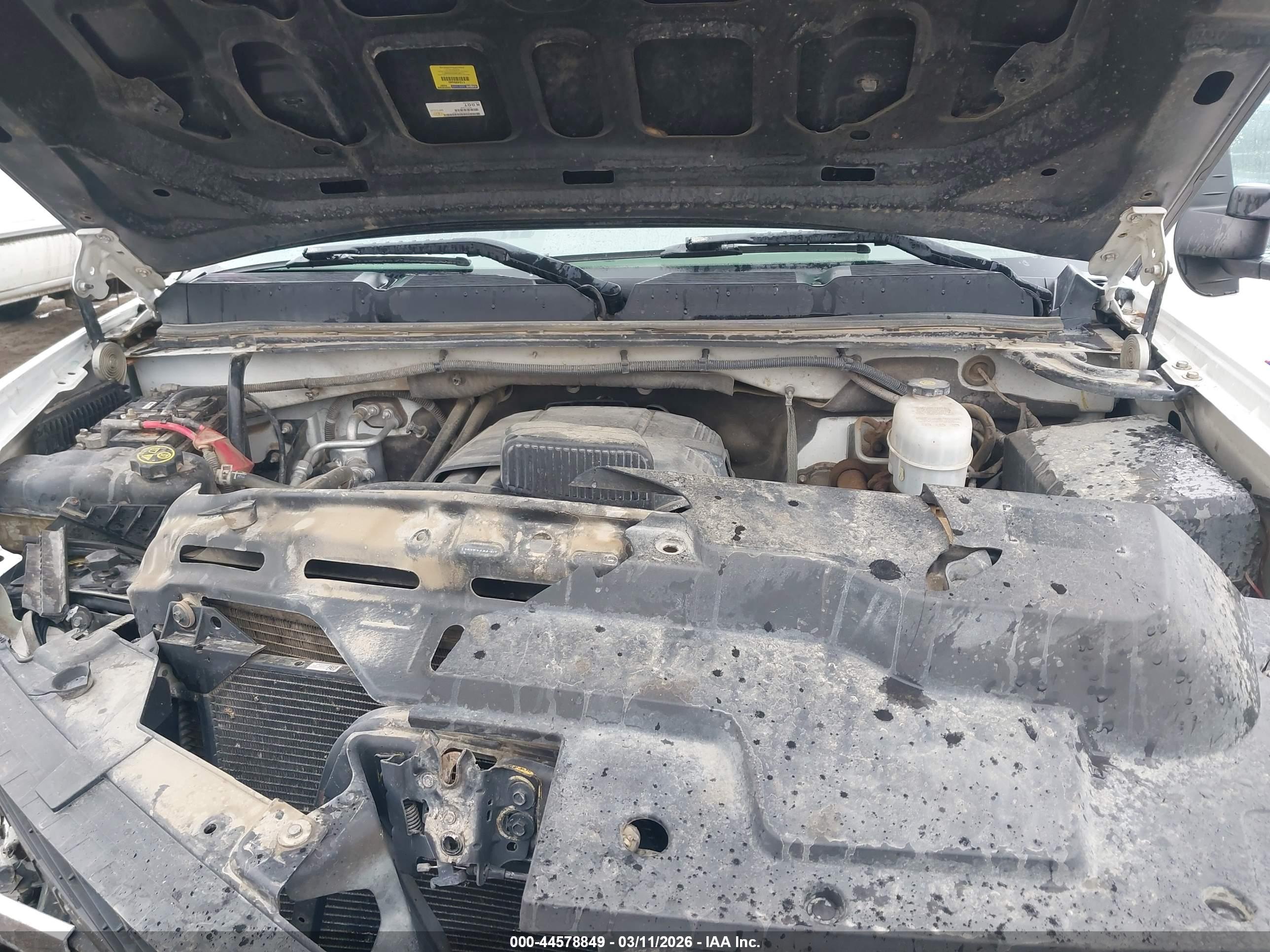 CHEVROLET SILVERADO image 10