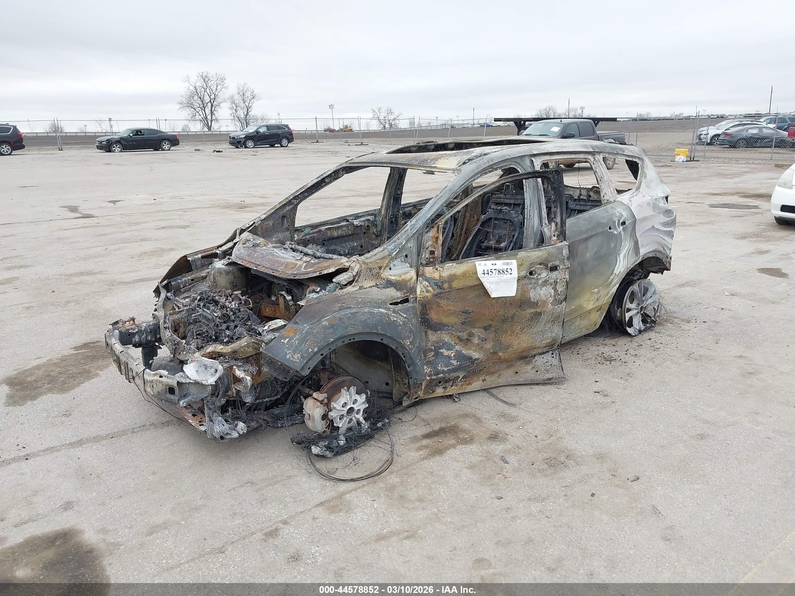 FORD ESCAPE image 2