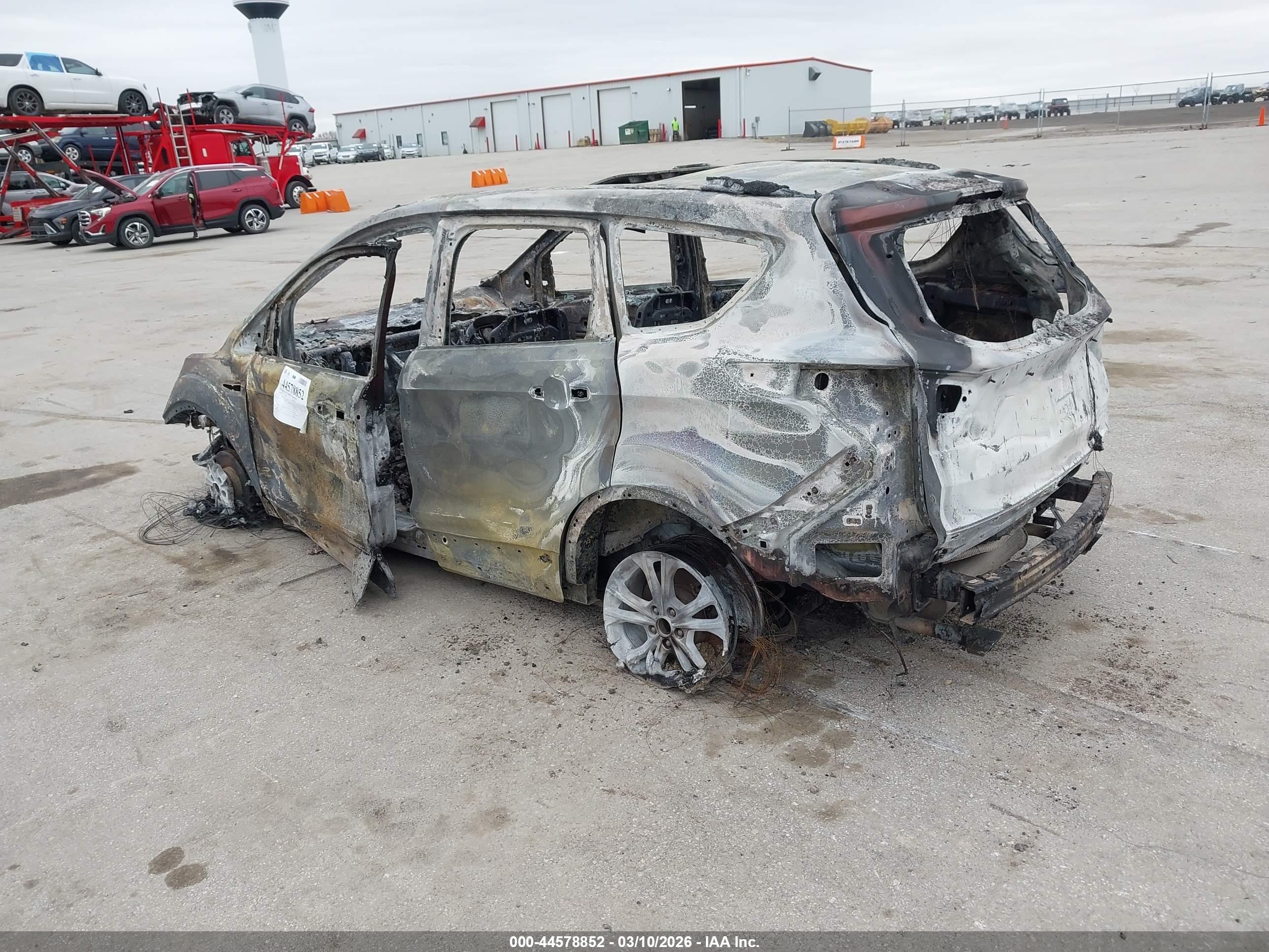 FORD ESCAPE image 3