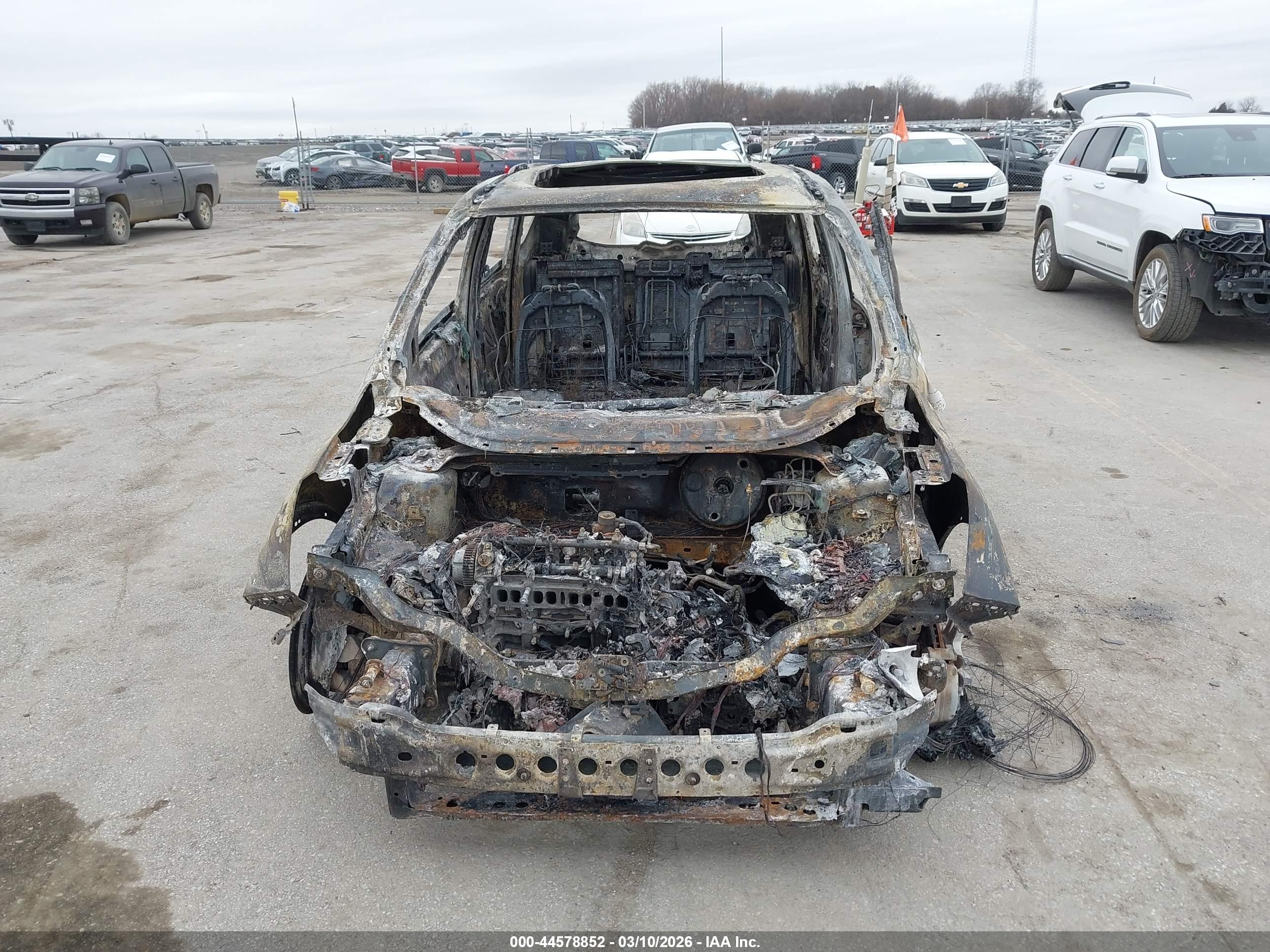 FORD ESCAPE image 6