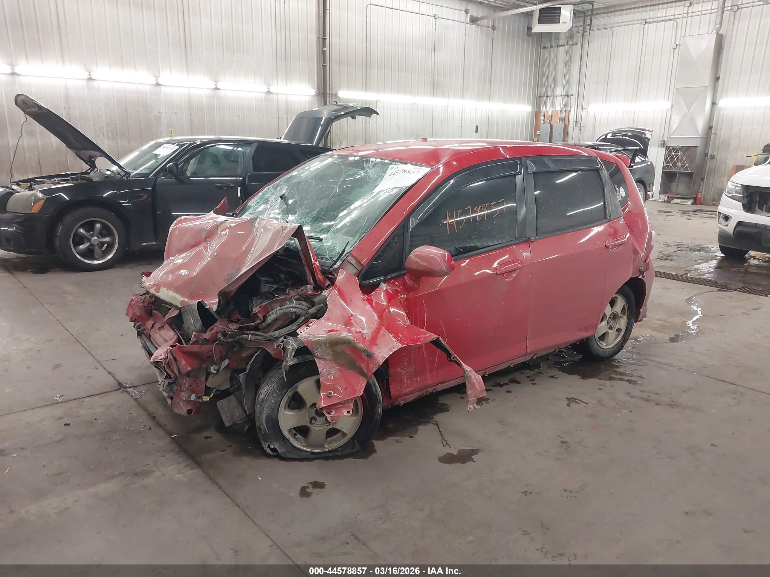 HONDA FIT image 2