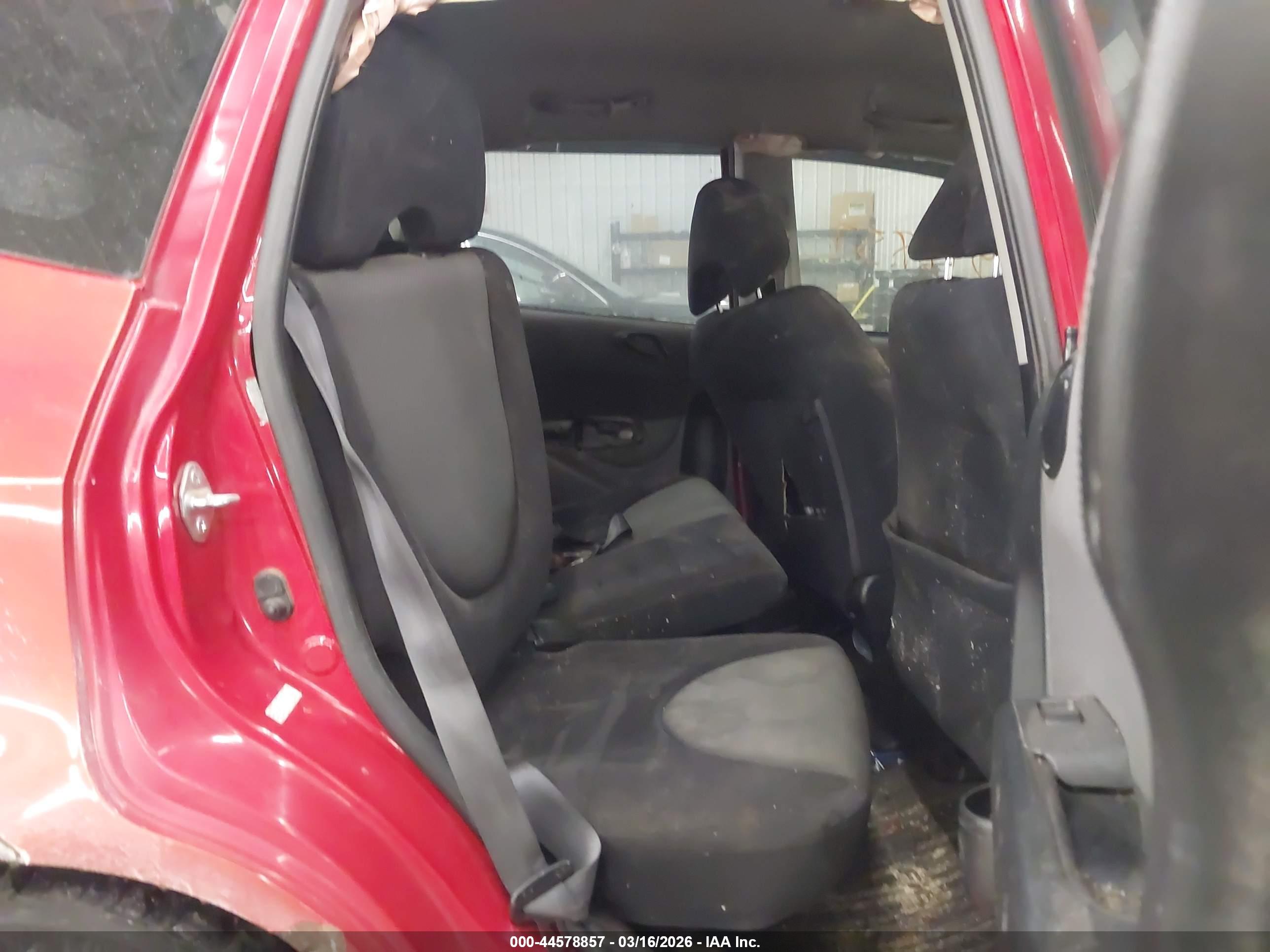 HONDA FIT image 8