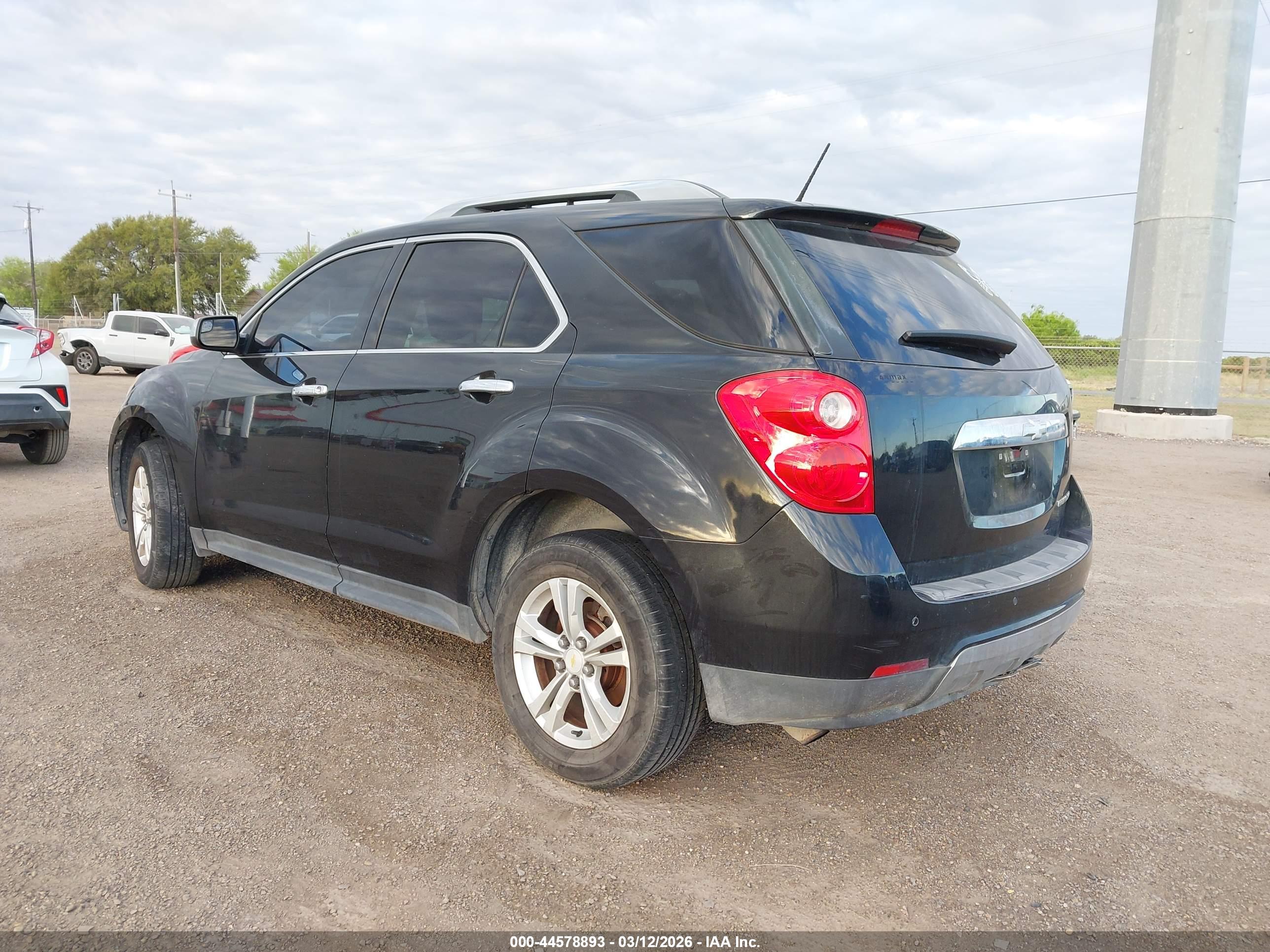 CHEVROLET EQUINOX image 3