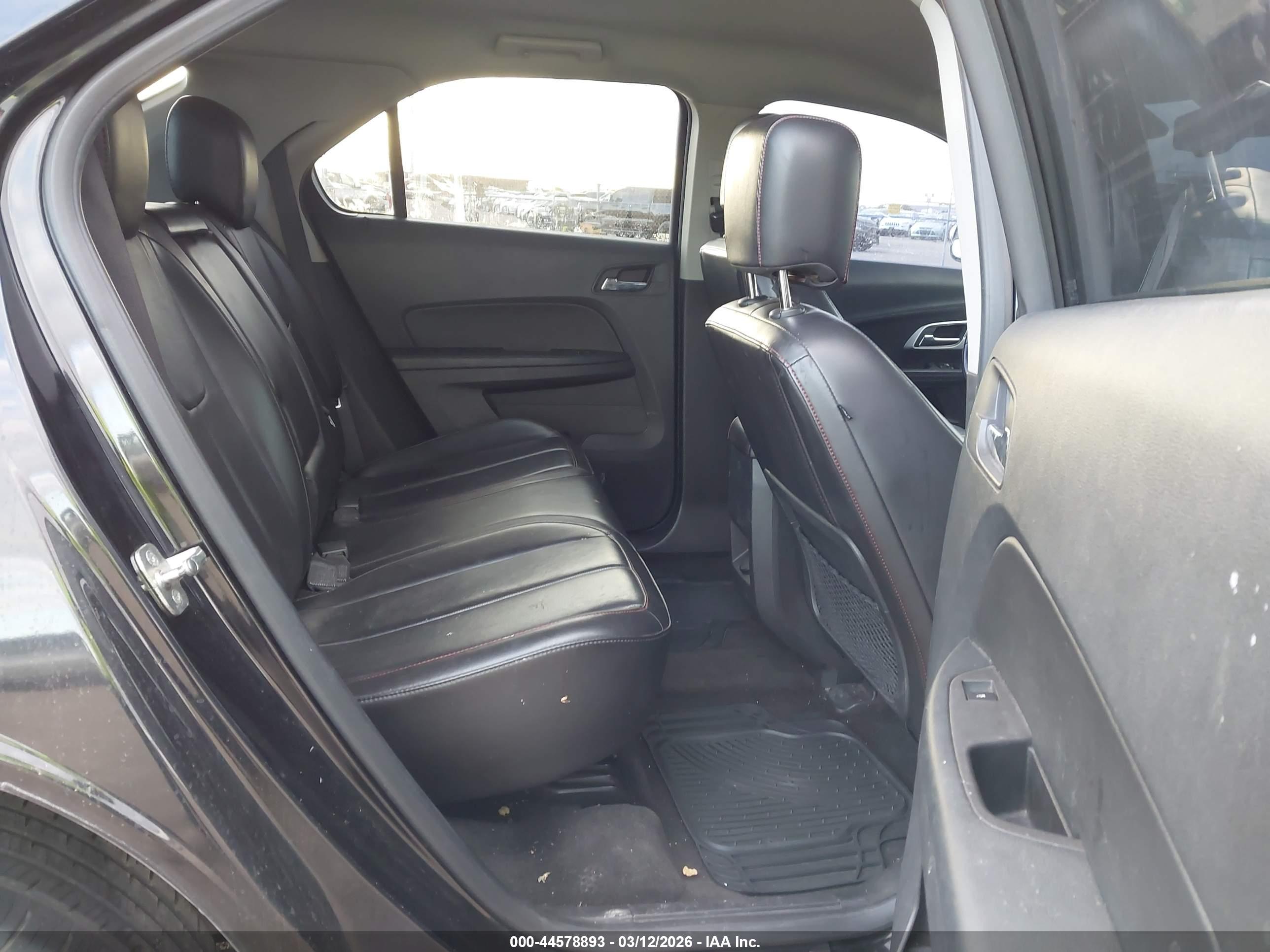CHEVROLET EQUINOX image 8