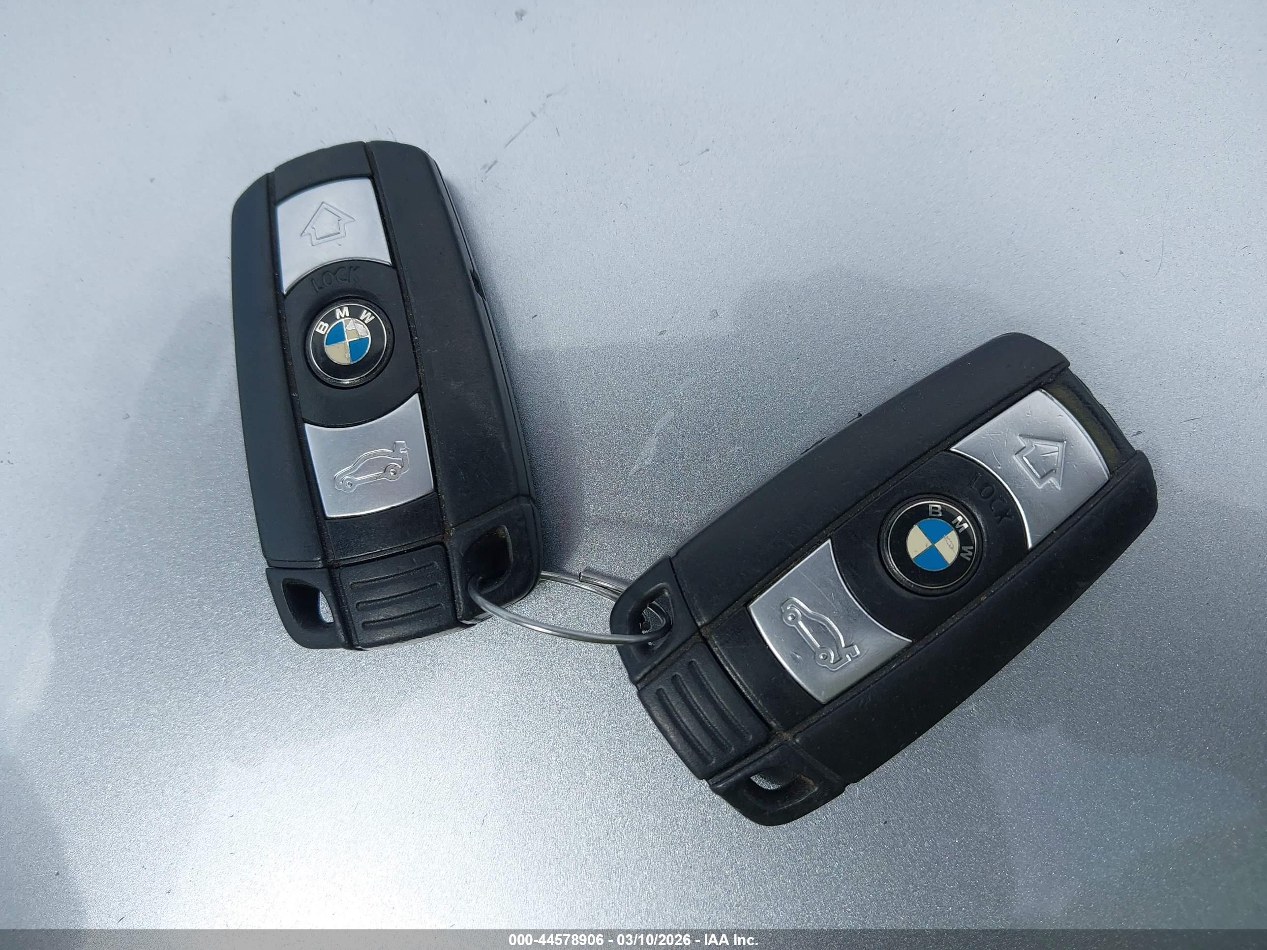 BMW 328I image 11