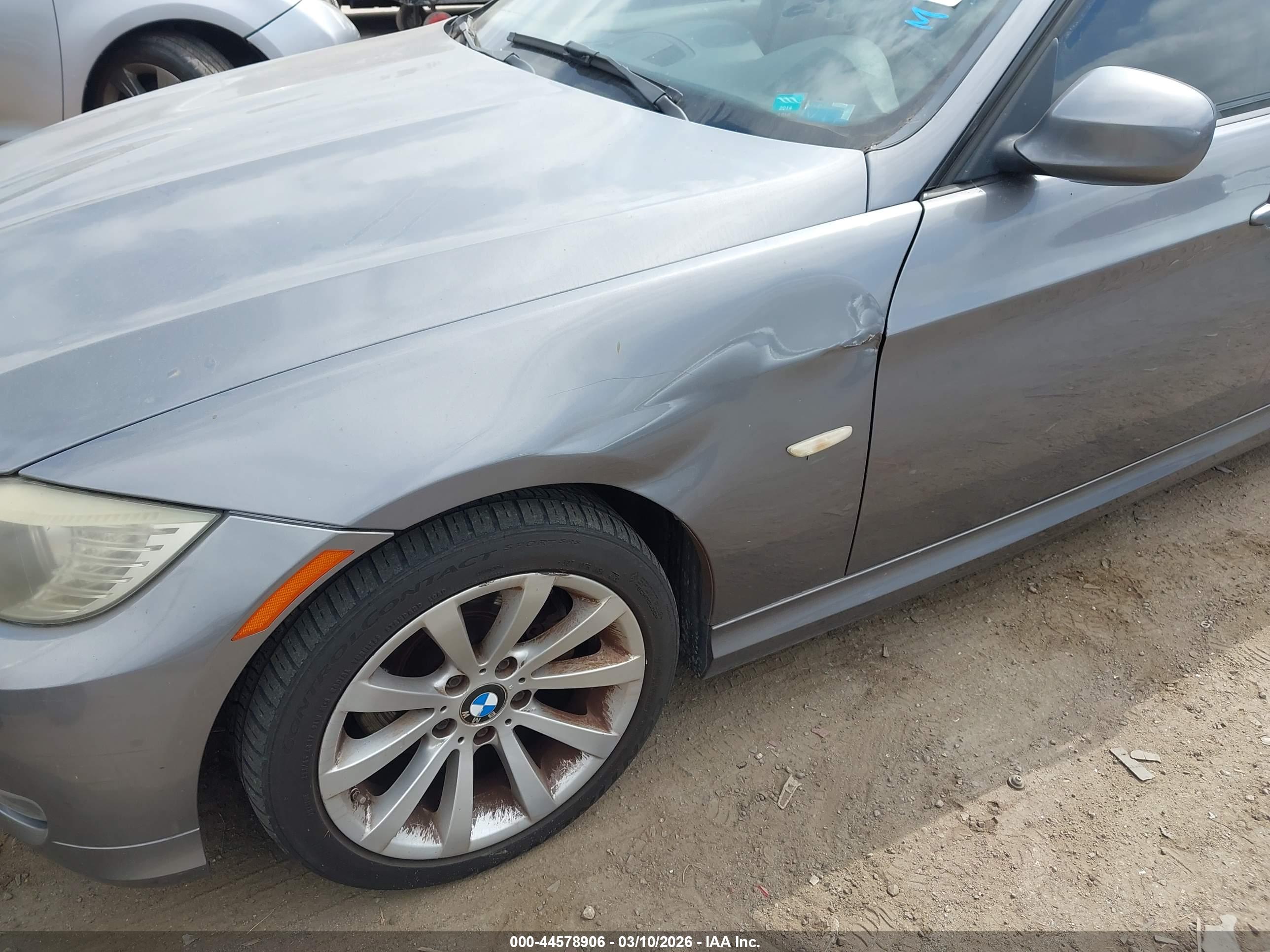 BMW 328I image 6