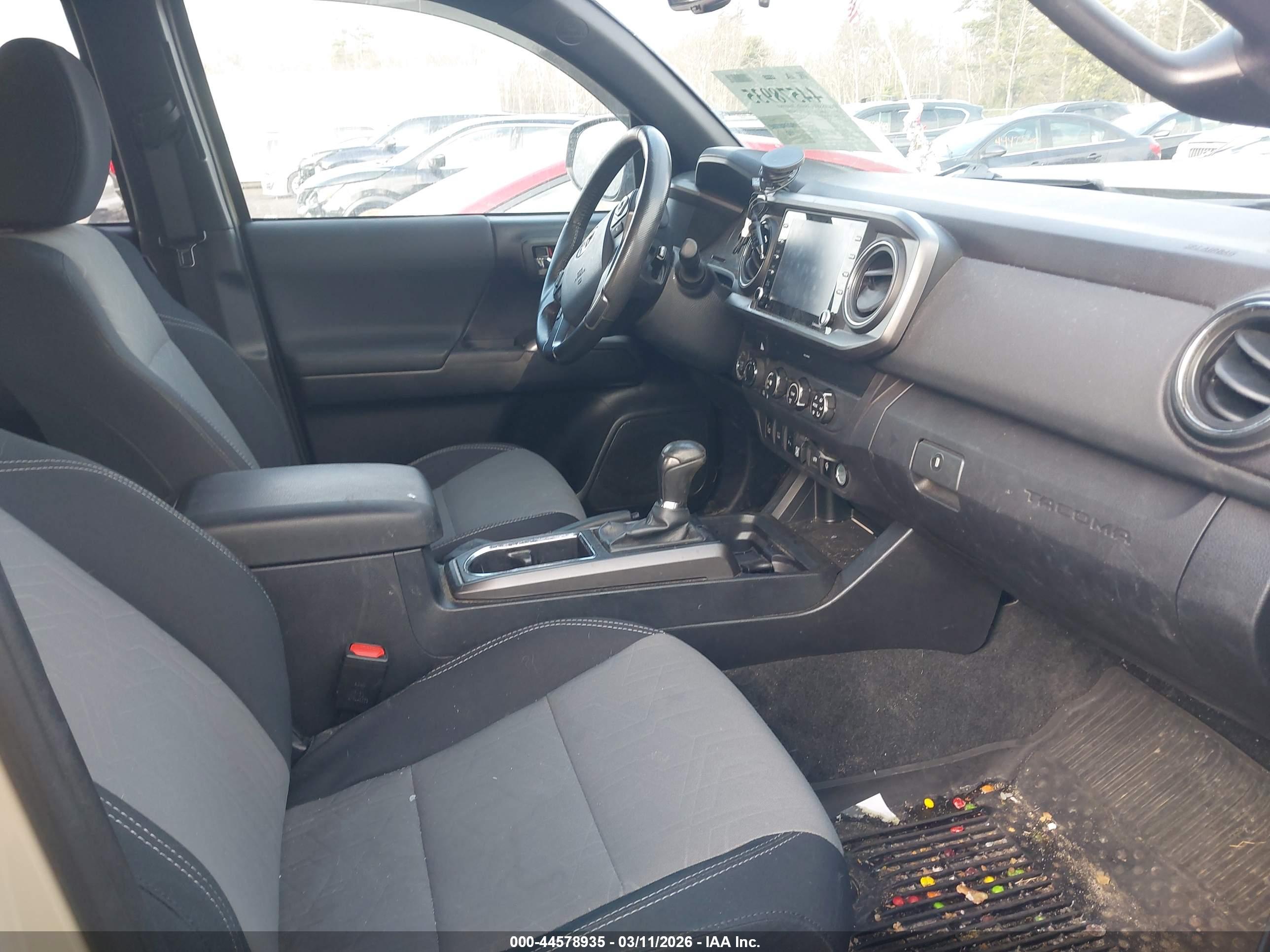 TOYOTA TACOMA image 5
