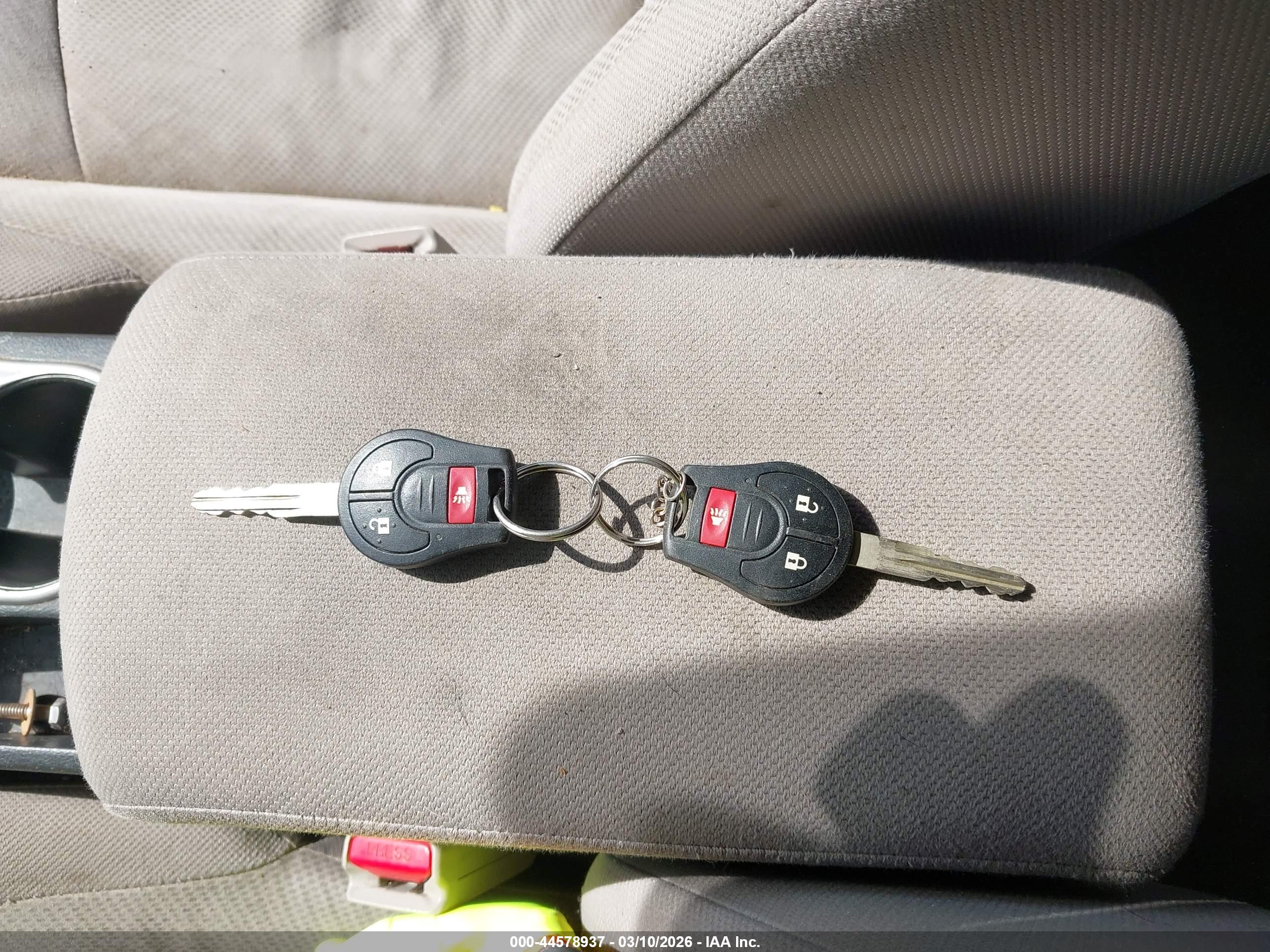 NISSAN ROGUE image 11
