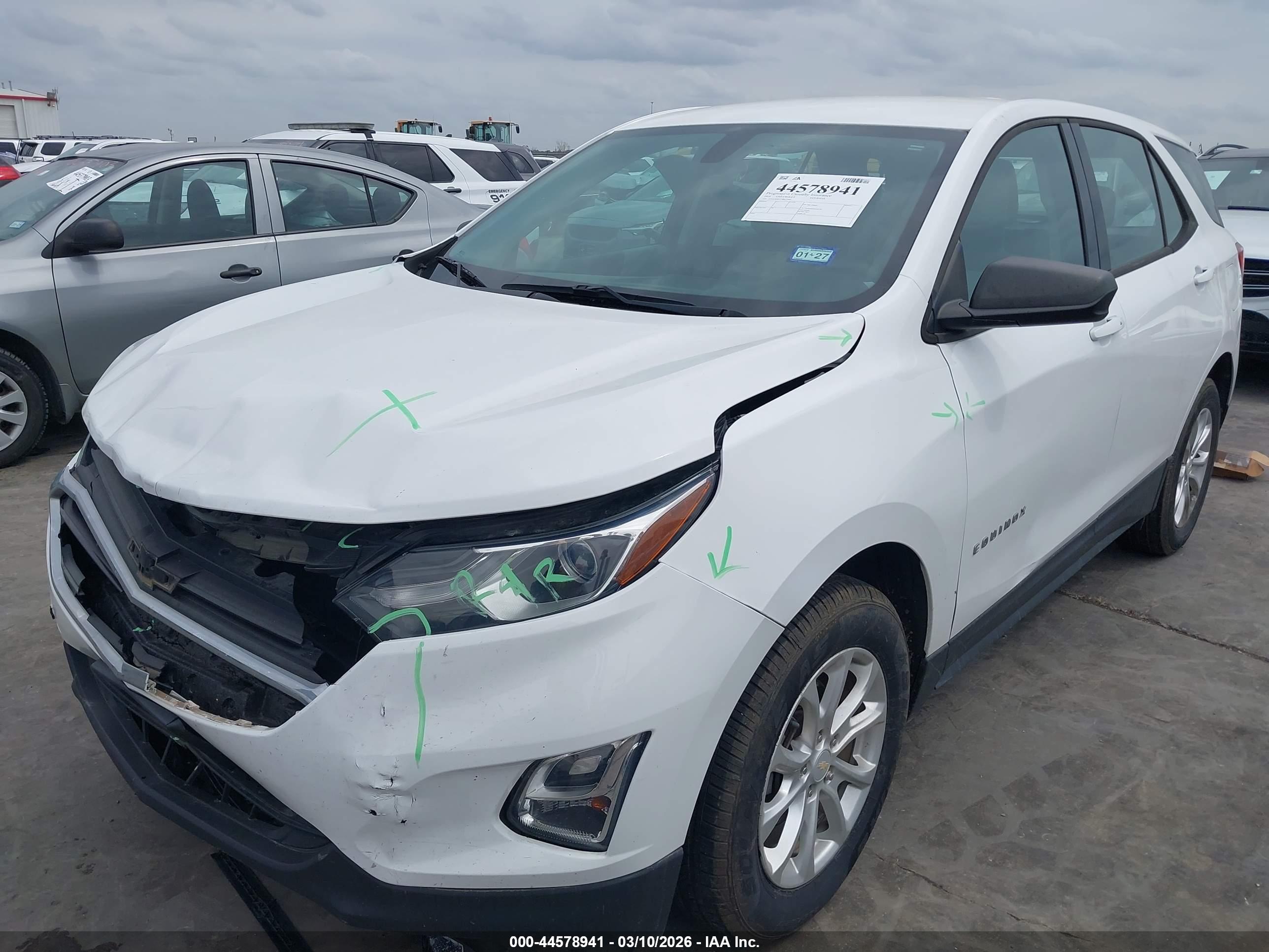 CHEVROLET EQUINOX image 2