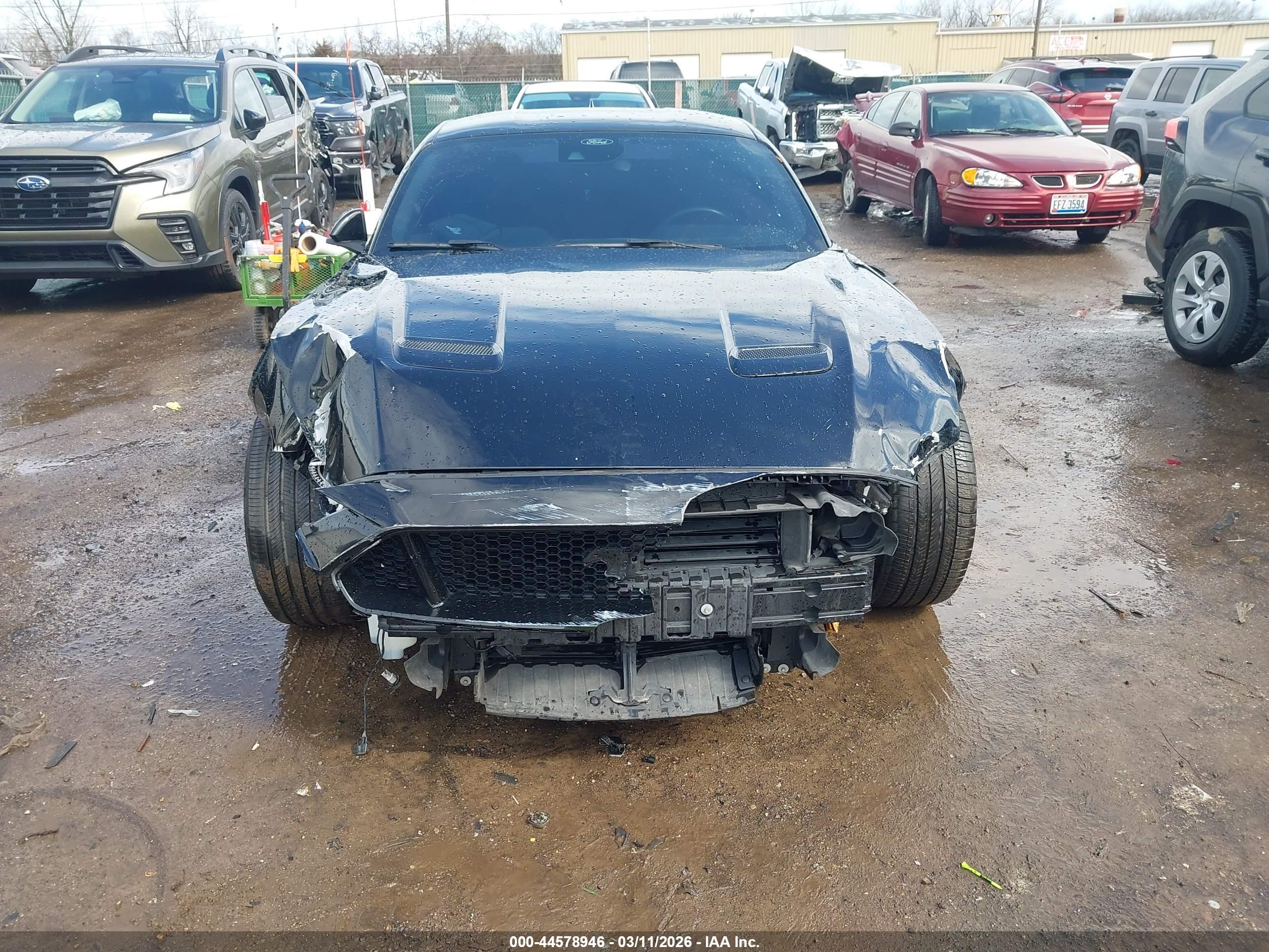 FORD MUSTANG image 6